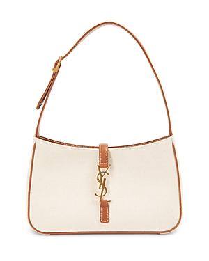 Womens Le 5 7 Shoulder Bag in Patent Leather Product Image