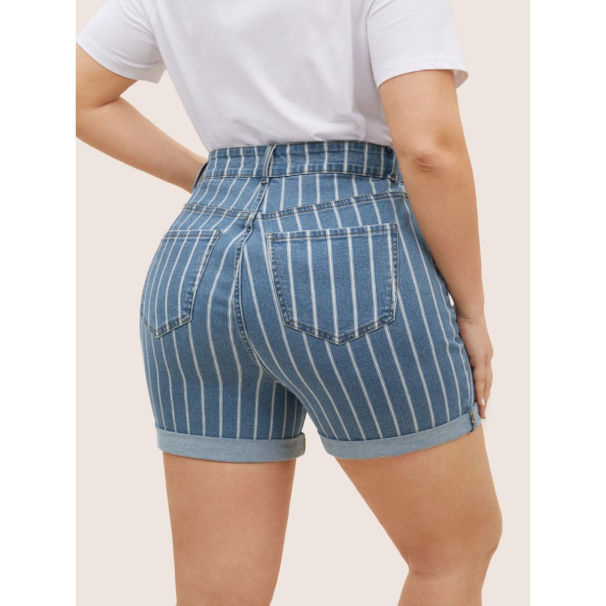 Plus Size Striped Roll Hem Light Wash Denim Shorts Women Denimblue Roll Hem High stretch Everyday Slanted pocket Casual Denim Shorts BloomChic 18/2X Product Image