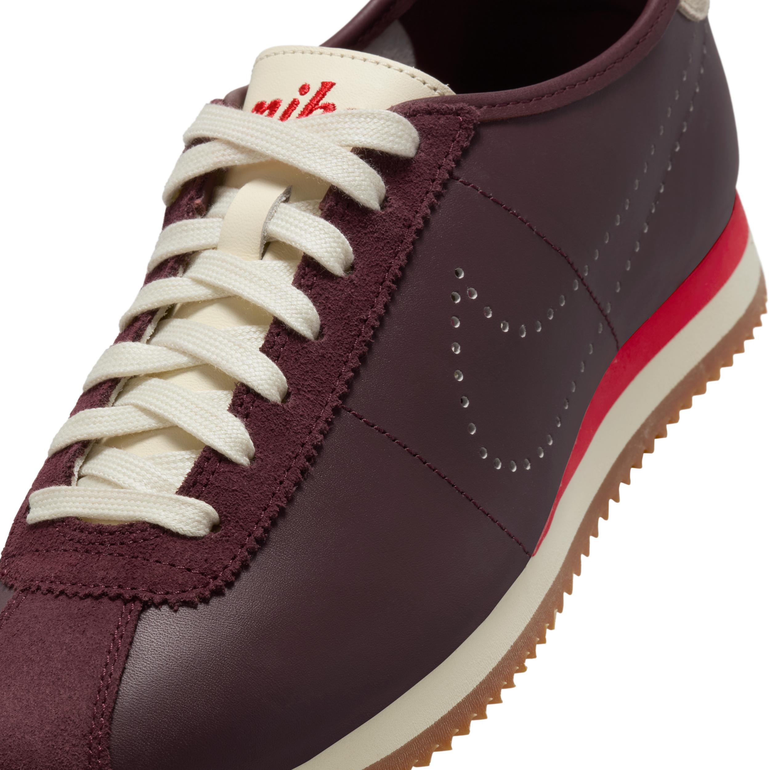 Nike Womens Cortez Leather Shoes | HQ1841-100 Product Image