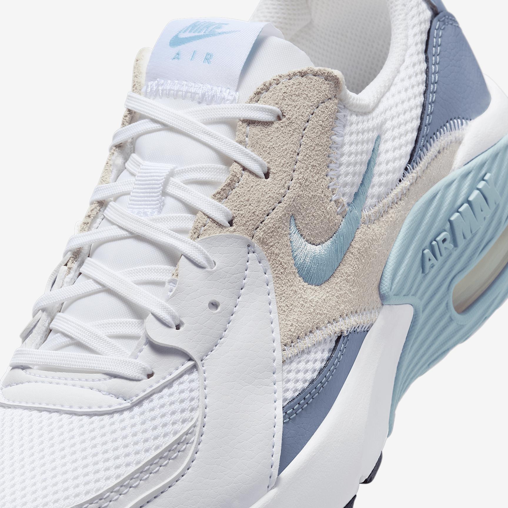 Nike Women's Air Max Excee Shoes Product Image
