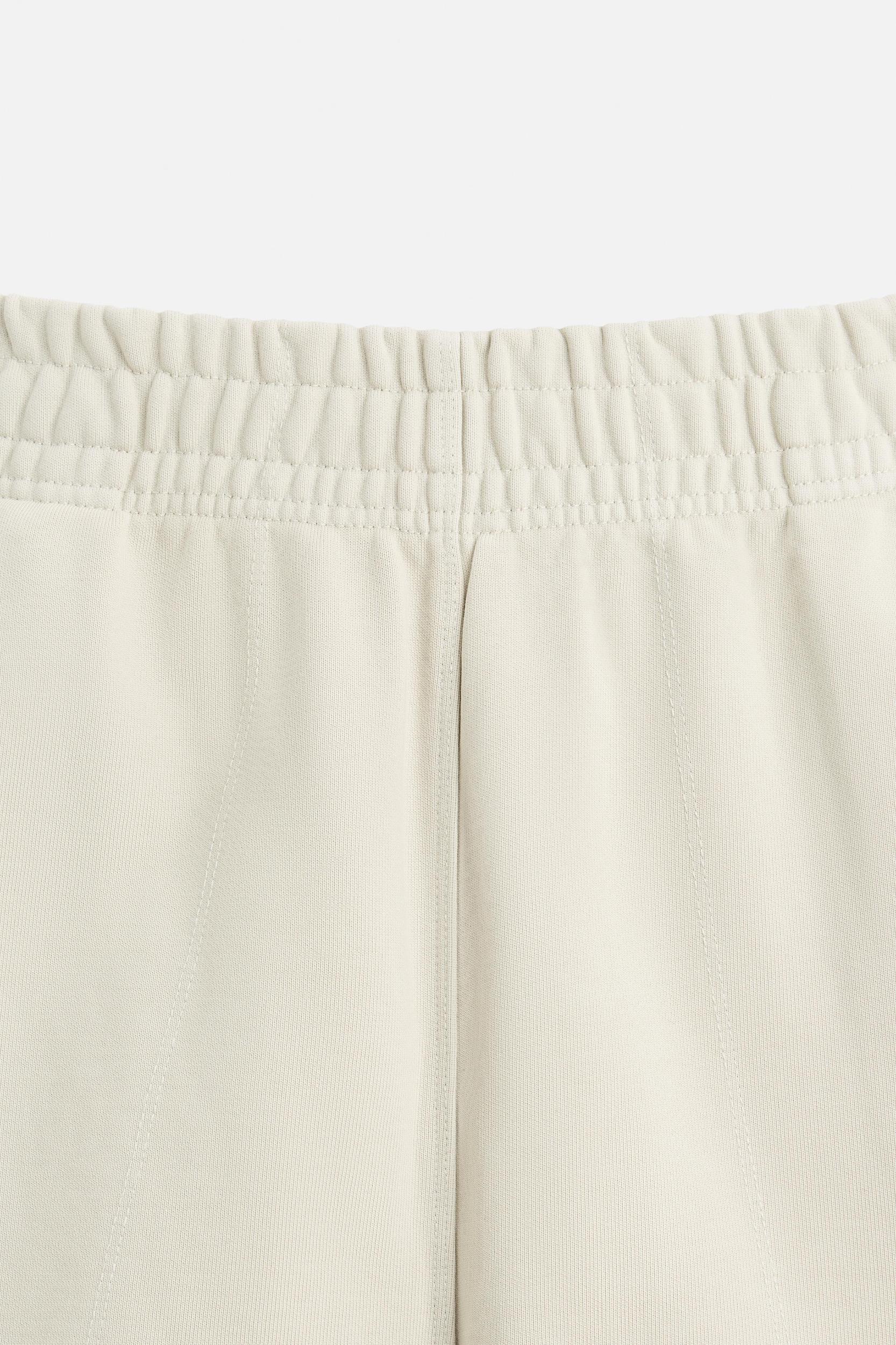 REGULAR FIT JOGGER SHORTS Product Image