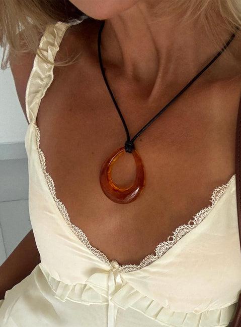 Shaylan Necklace Black Product Image