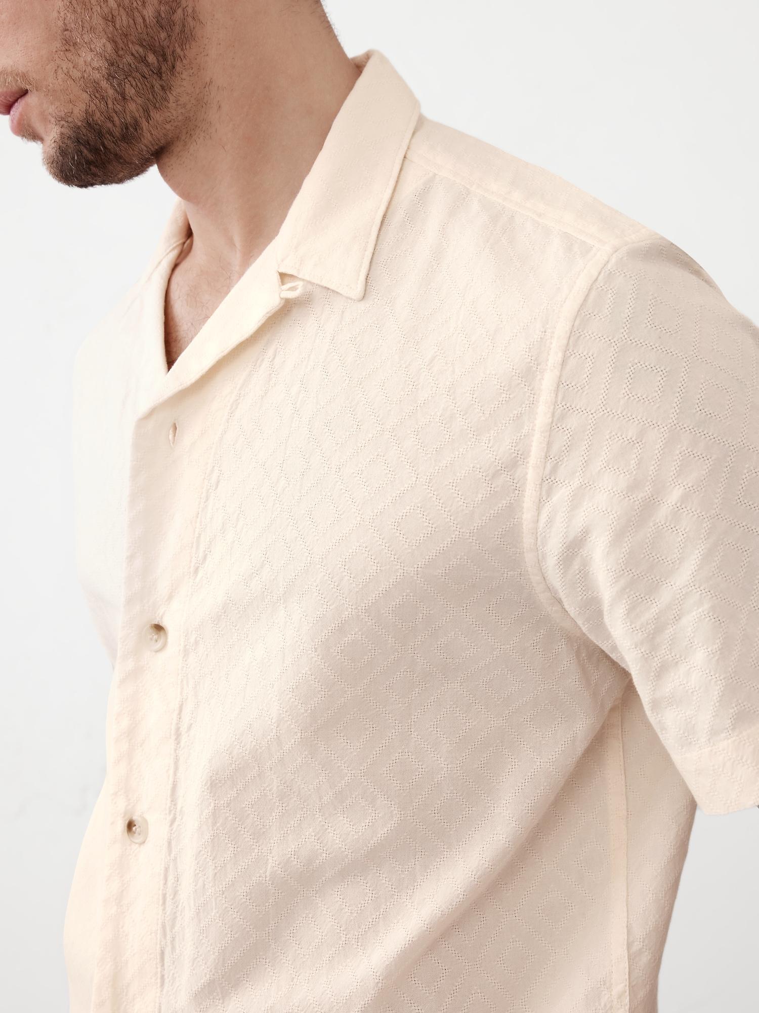 Standard Fit Textured Resort Shirt Product Image