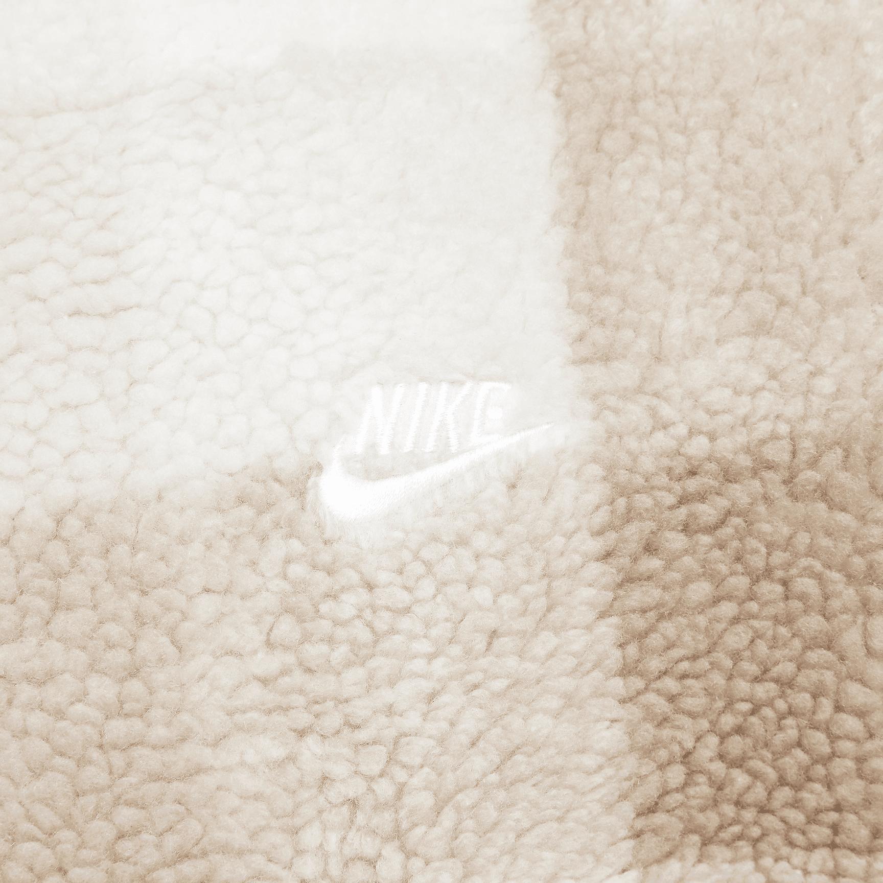 Nike Men's Club Winterized Half-Zip Product Image