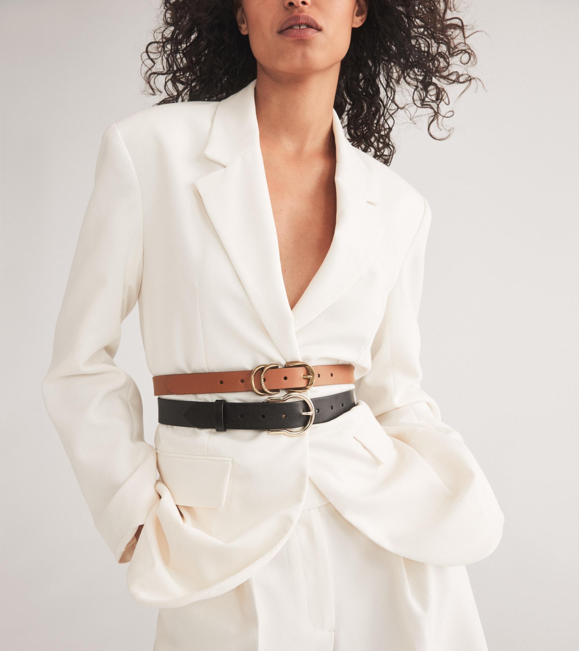 Women's Hinged Buckle Belt Product Image