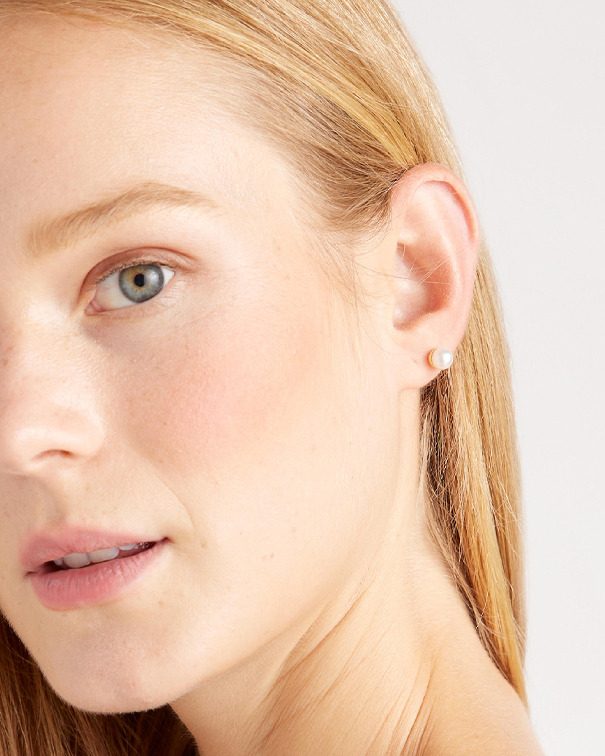 Quince | Women's 14k Gold Line Stud Earrings Product Image