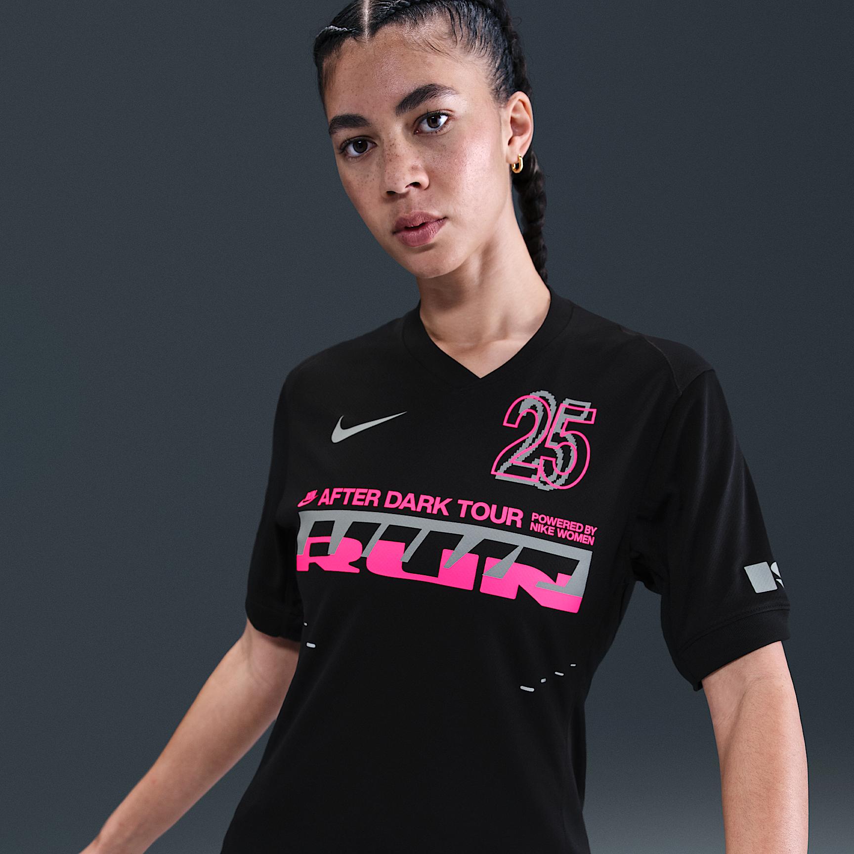 Nike After Dark Tour Women's Dri-FIT Graphic Running Jersey Product Image