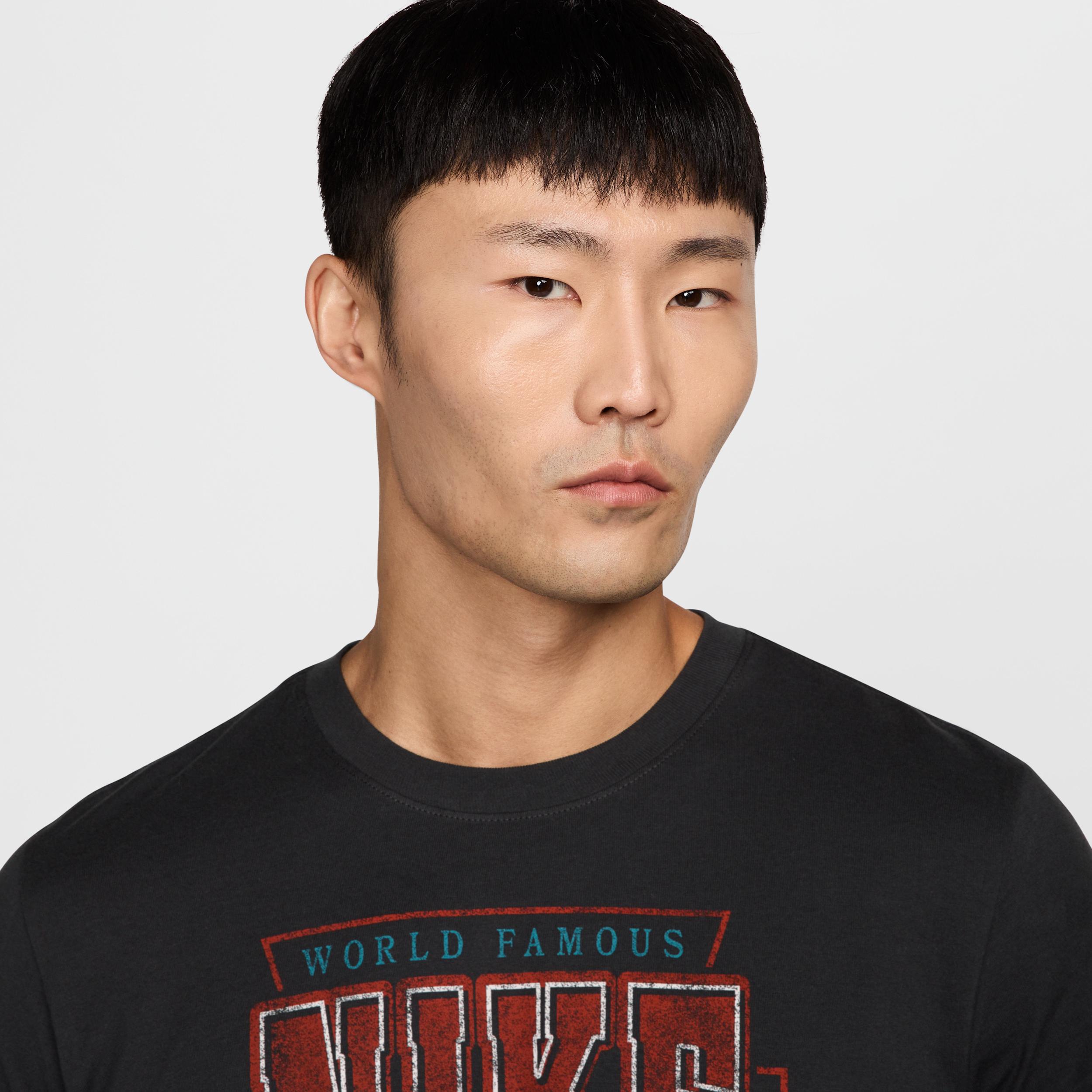 Nike Sportswear Men's Crew-Neck T-Shirt Product Image