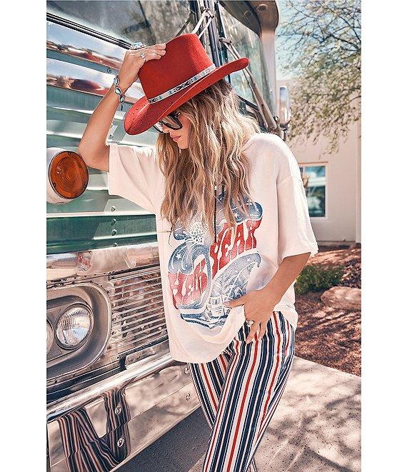 Wrangler® x Lainey Wilson Short Sleeve Heck Yeah Graphic T-Shirt Product Image