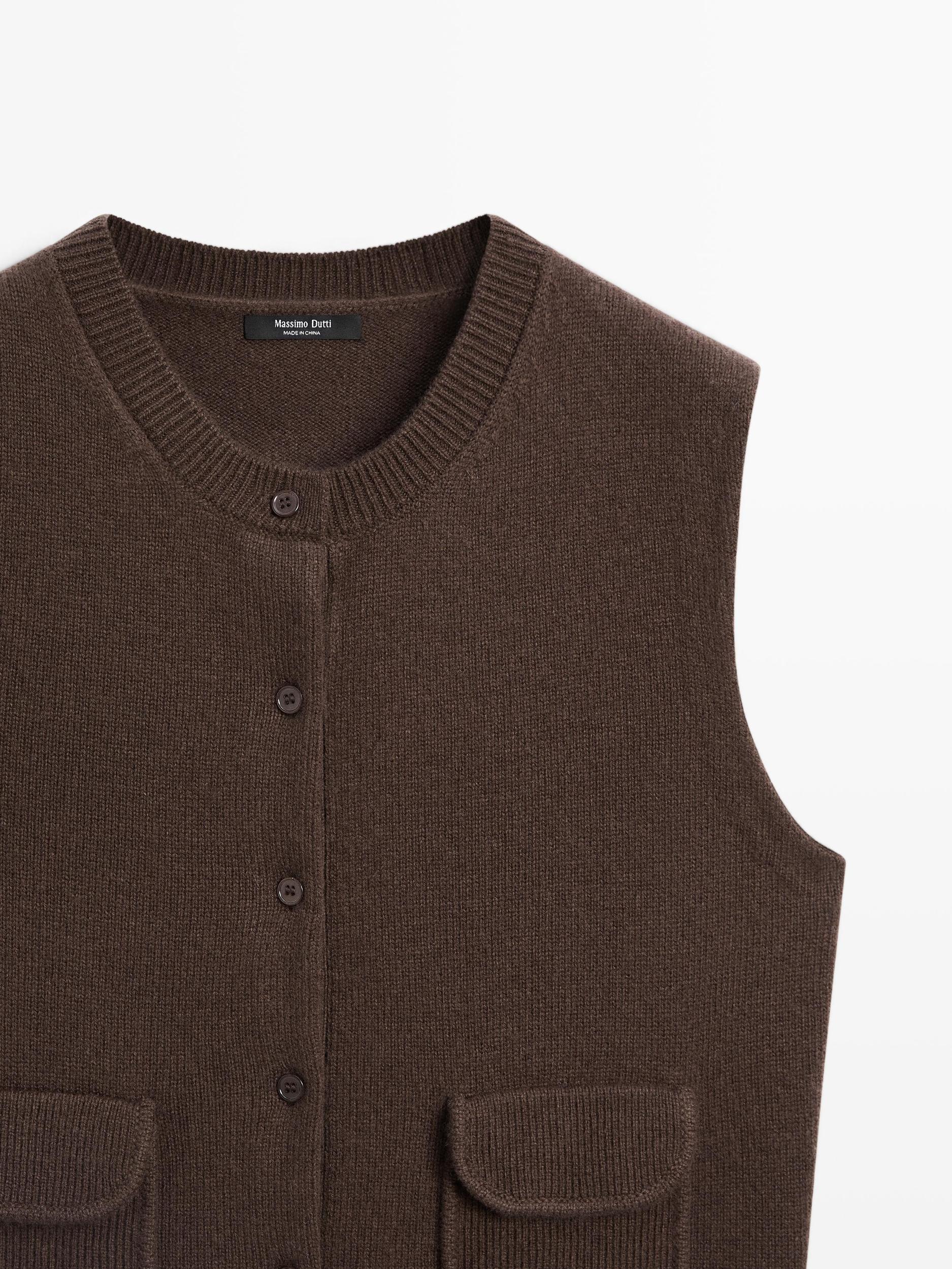 Wool blend vest with pocket details Product Image