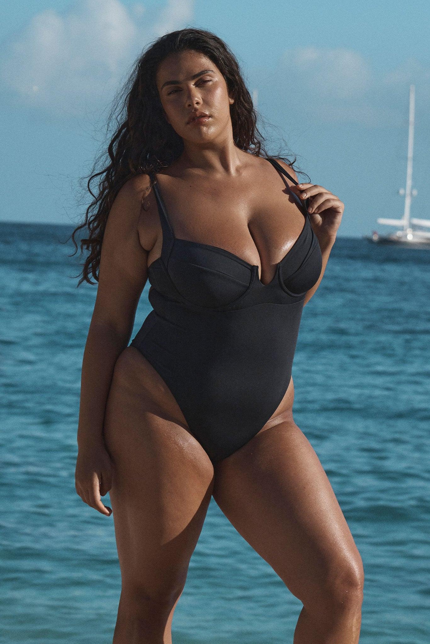 Clovelly One Piece - Black Product Image