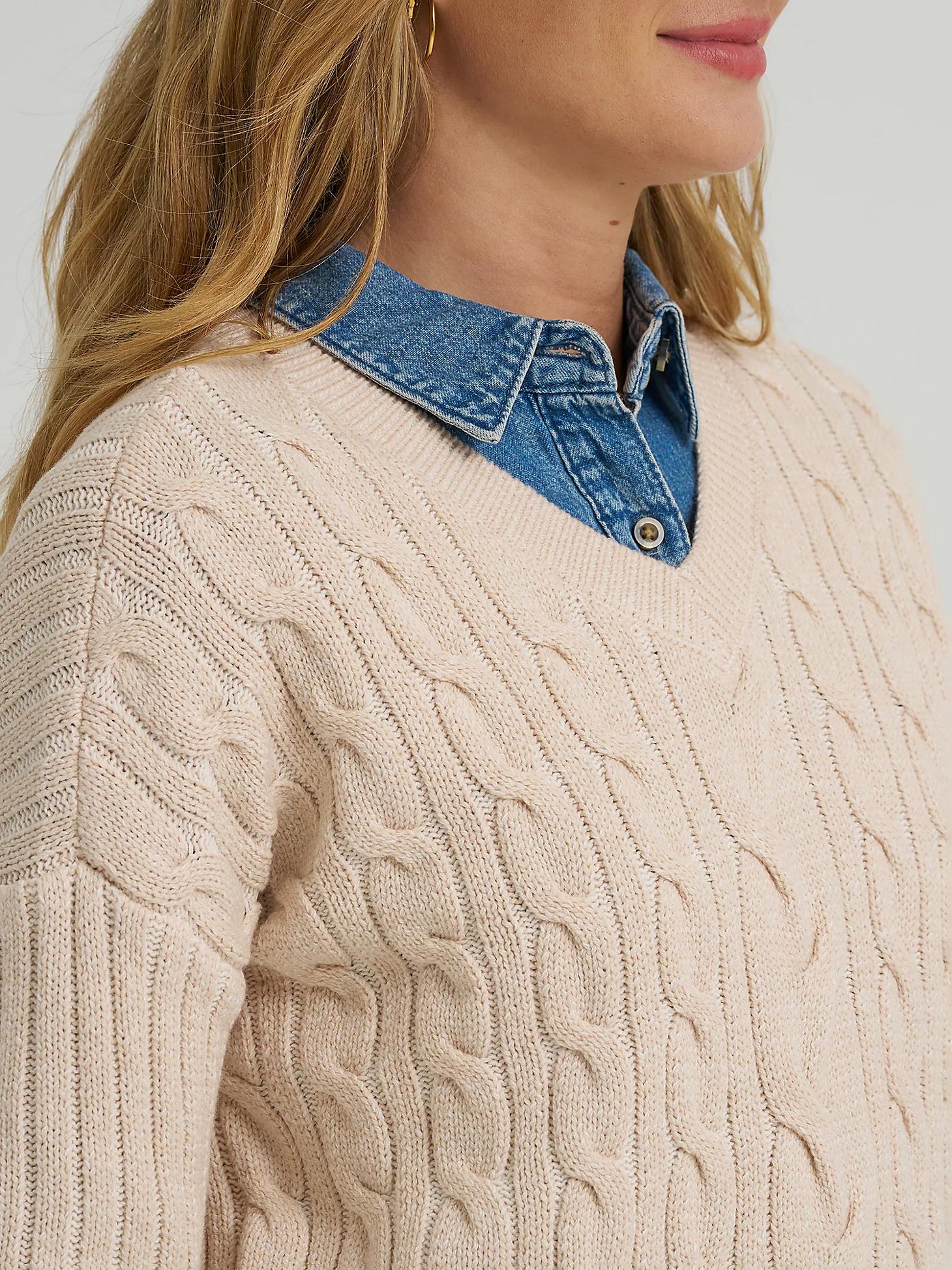 Women's V-Neck Plaited Sweater | Women's Tops & Tees | Lee® Product Image