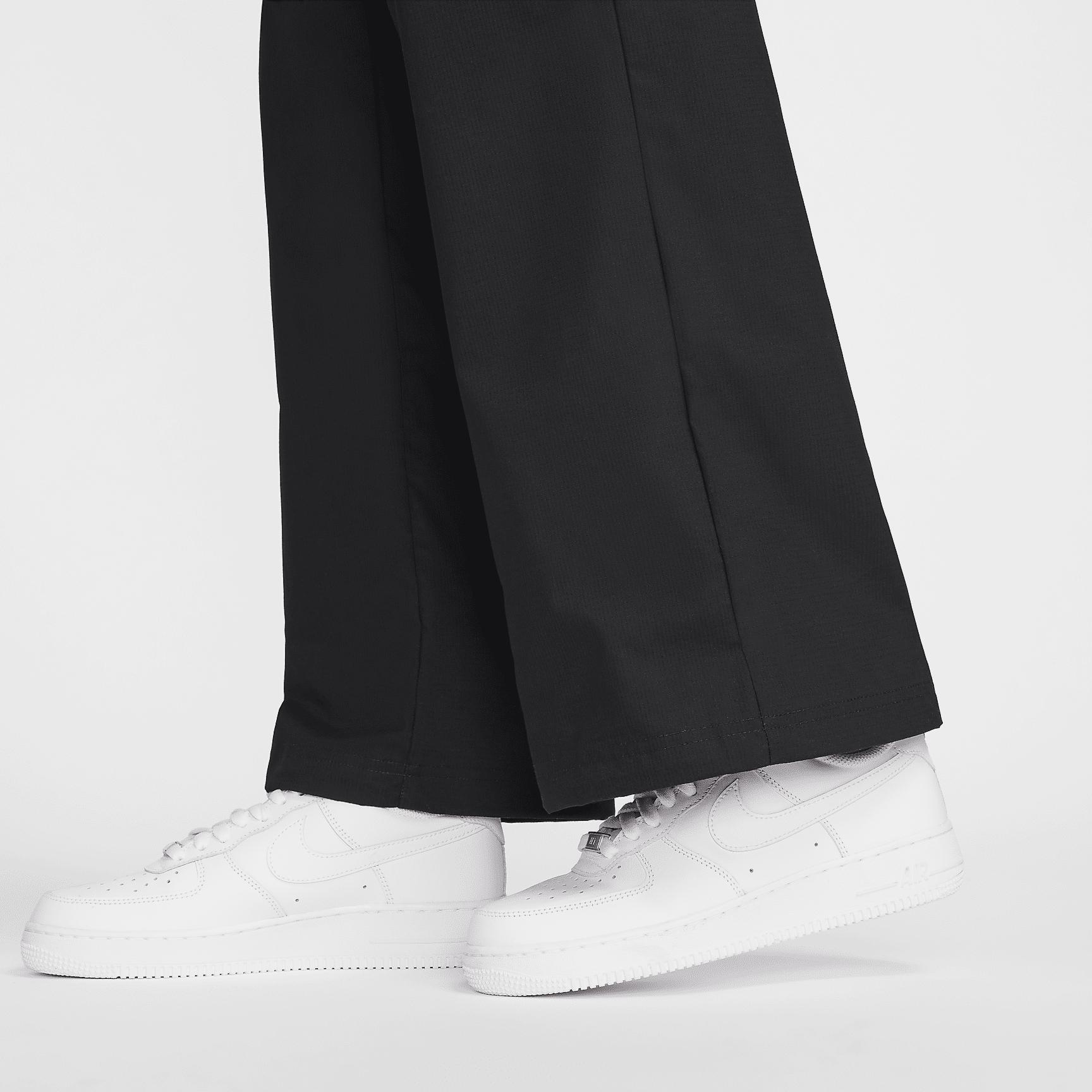 Womens Nike Sportswear Everything Wovens Mid-Rise Cargo Pants Product Image