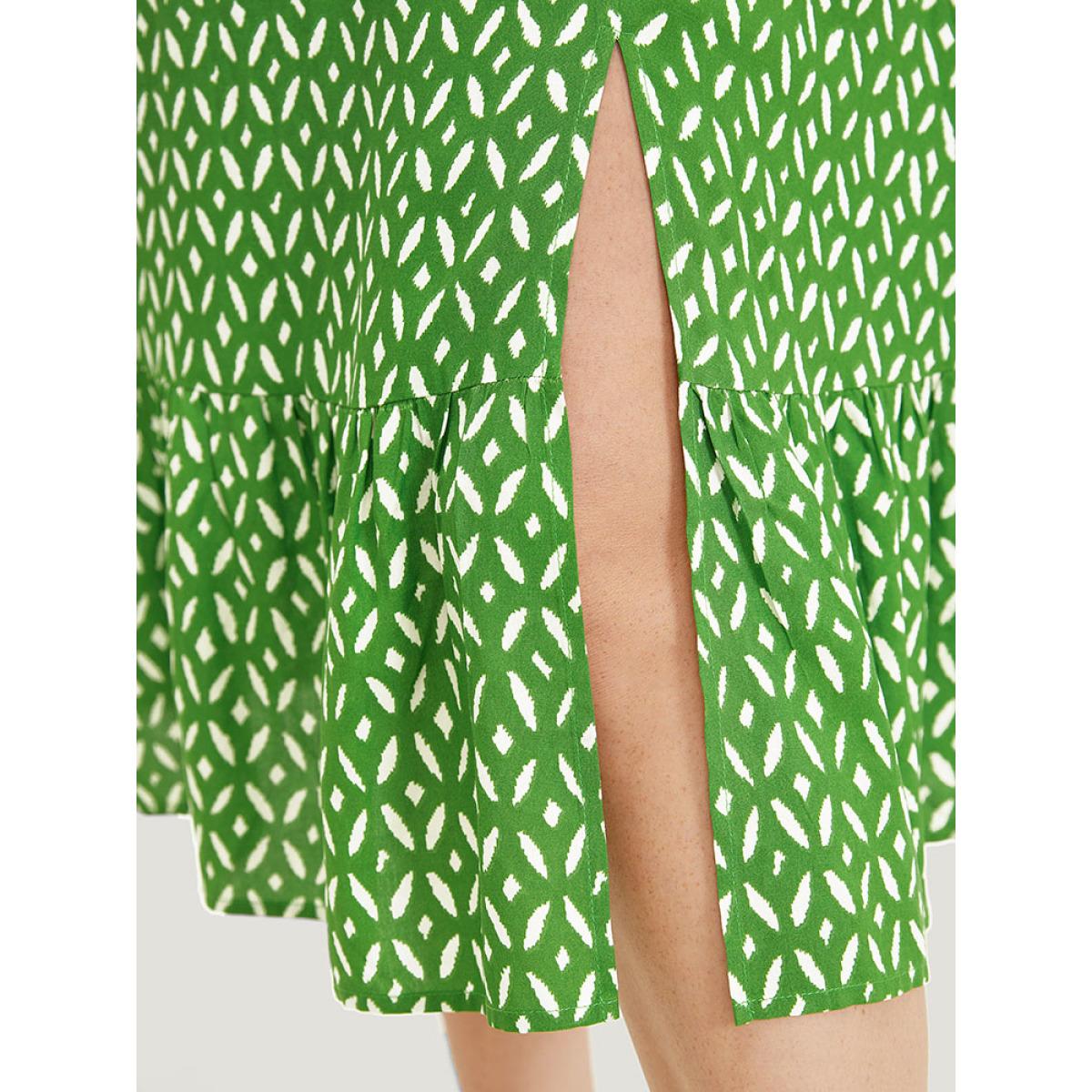 Plus Size Geometric Print Split Knot Reffles Elastic Waist Dress Green Women Elegant Knotted V-neck Short sleeve Curvy Midi Dress BloomChic 12/L Product Image