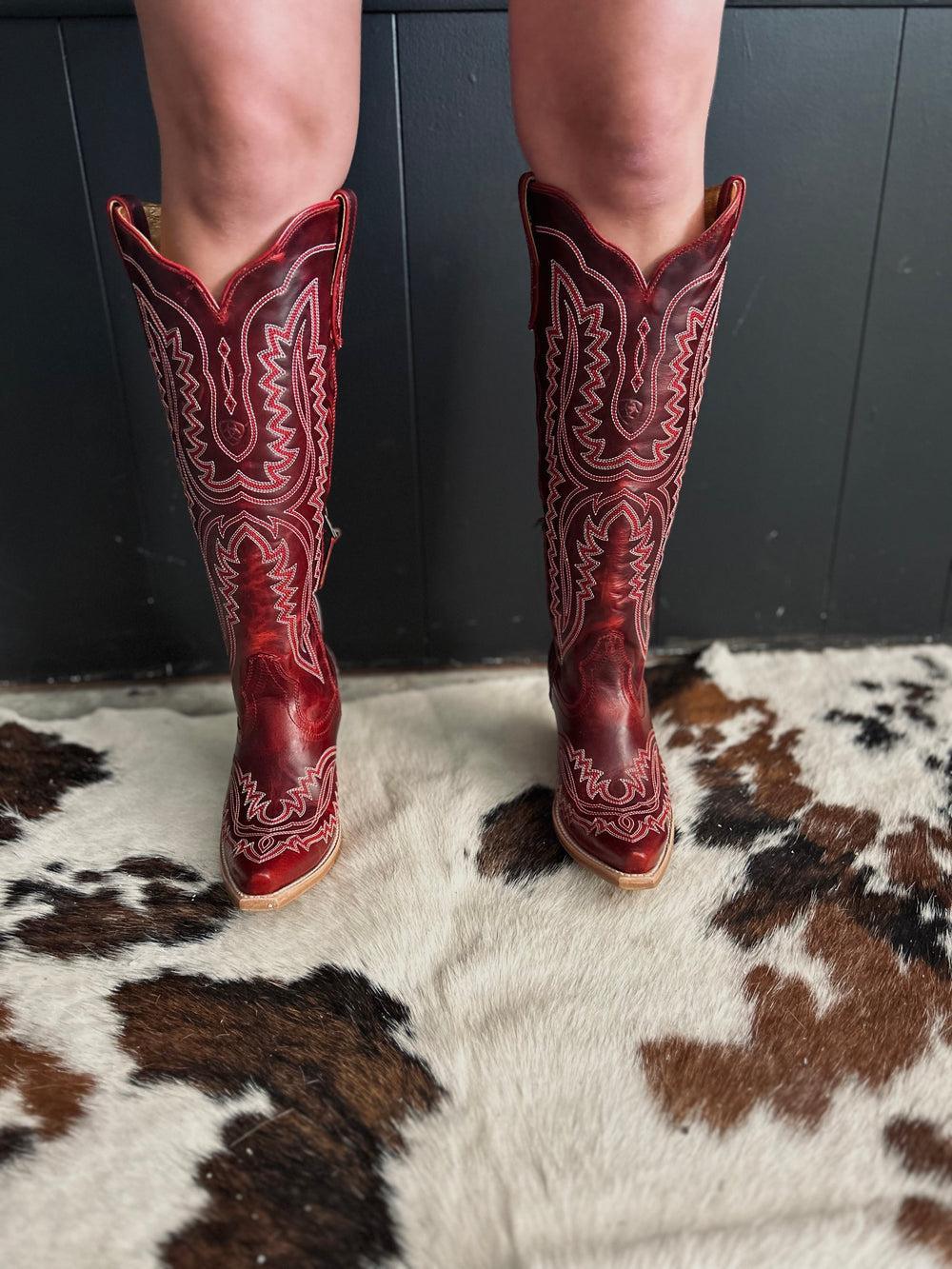Women's Ariat Red Casanova XToe Boots Product Image