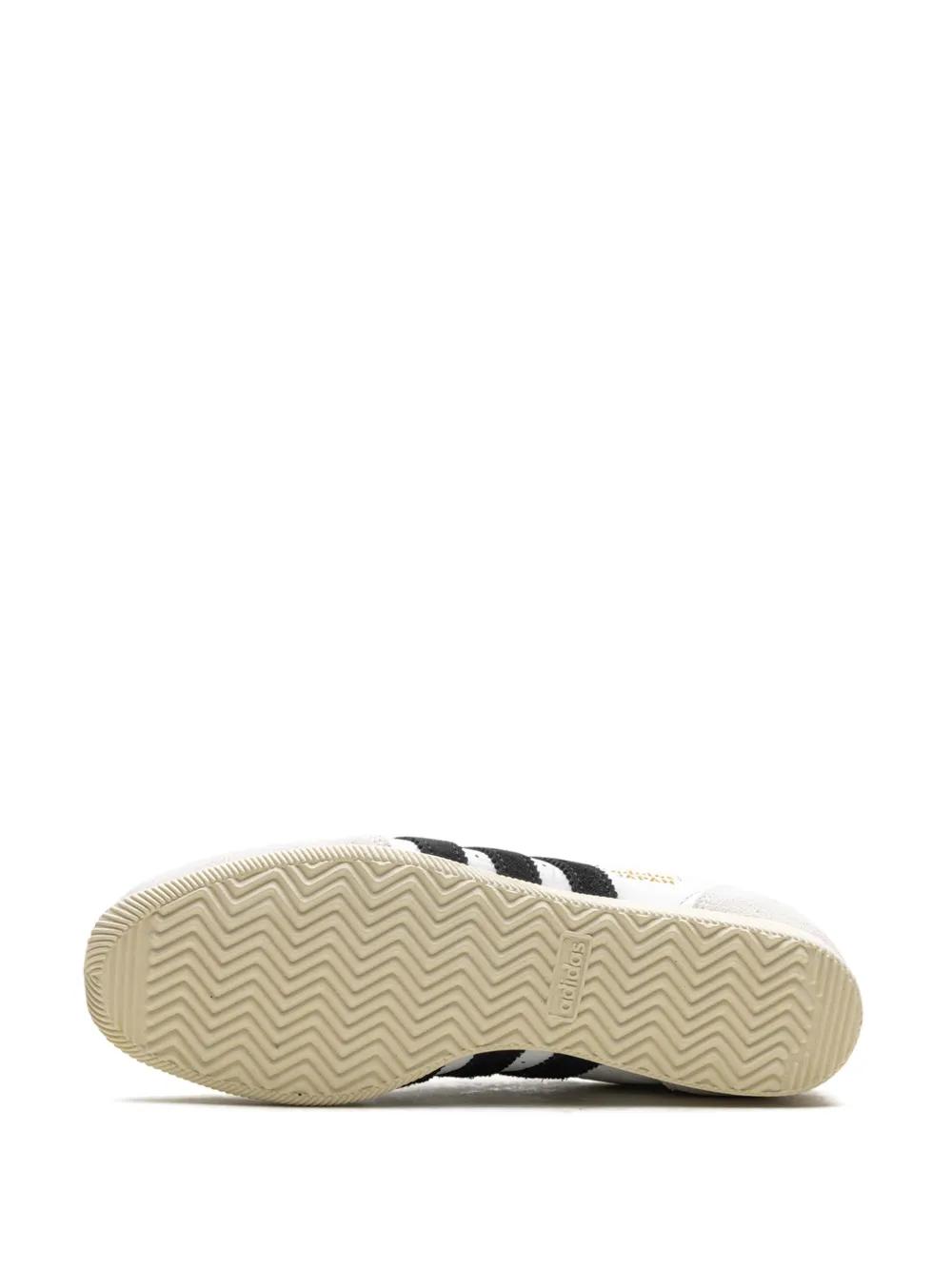 Japan "Cloud White/Black" sneakers Product Image
