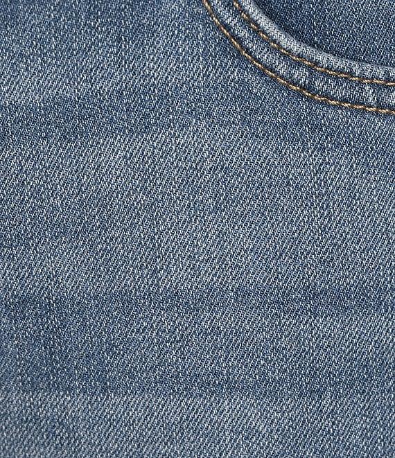 Code Bleu Plus Size Twill High Rise Frayed Cuff Hem Denim Capri Jeans Product Image