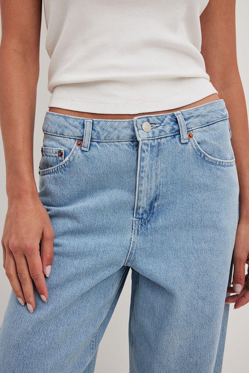 Loose Mid Waist Jeans Product Image