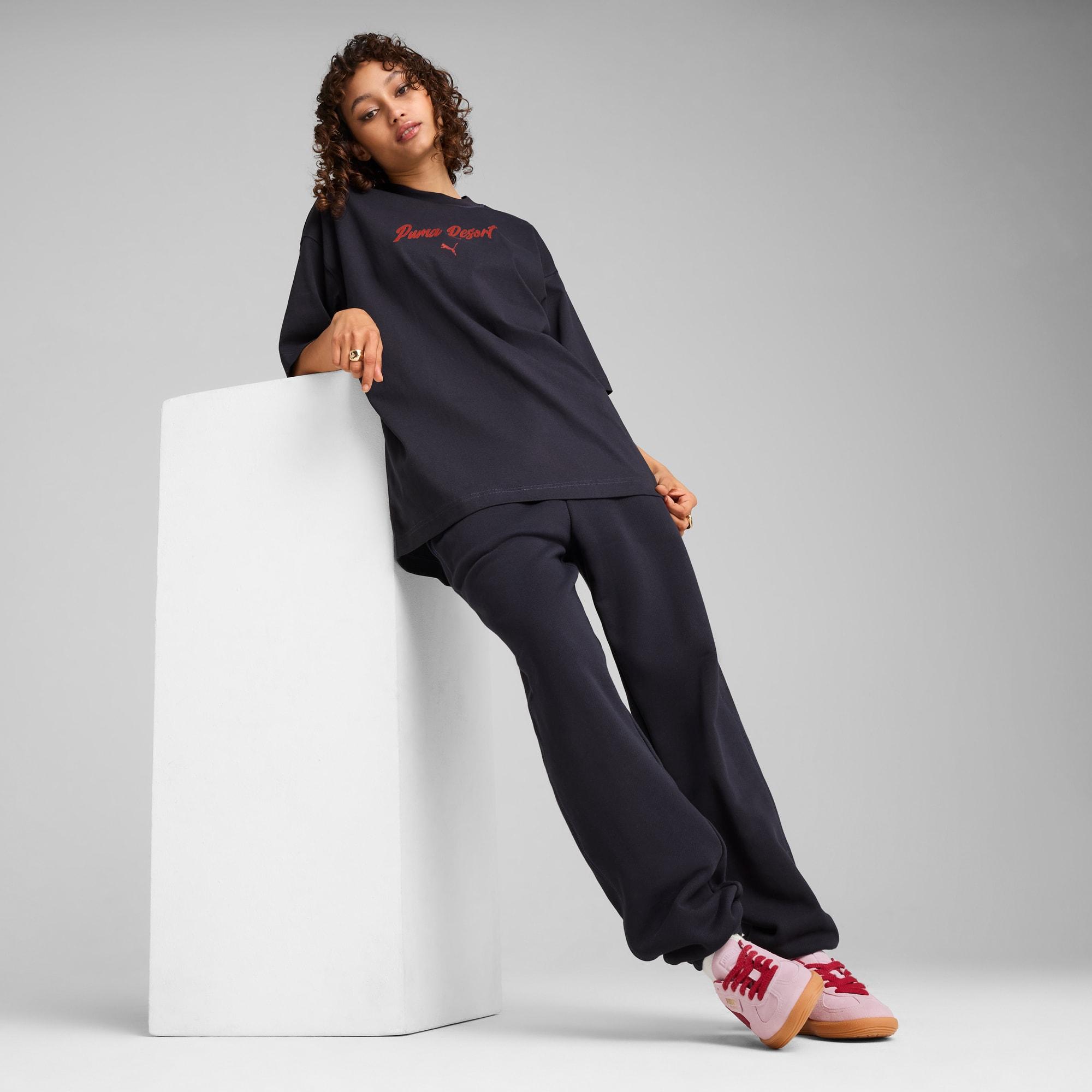 PREMIUM ESSENTIALS Oversized Graphic Tee Product Image