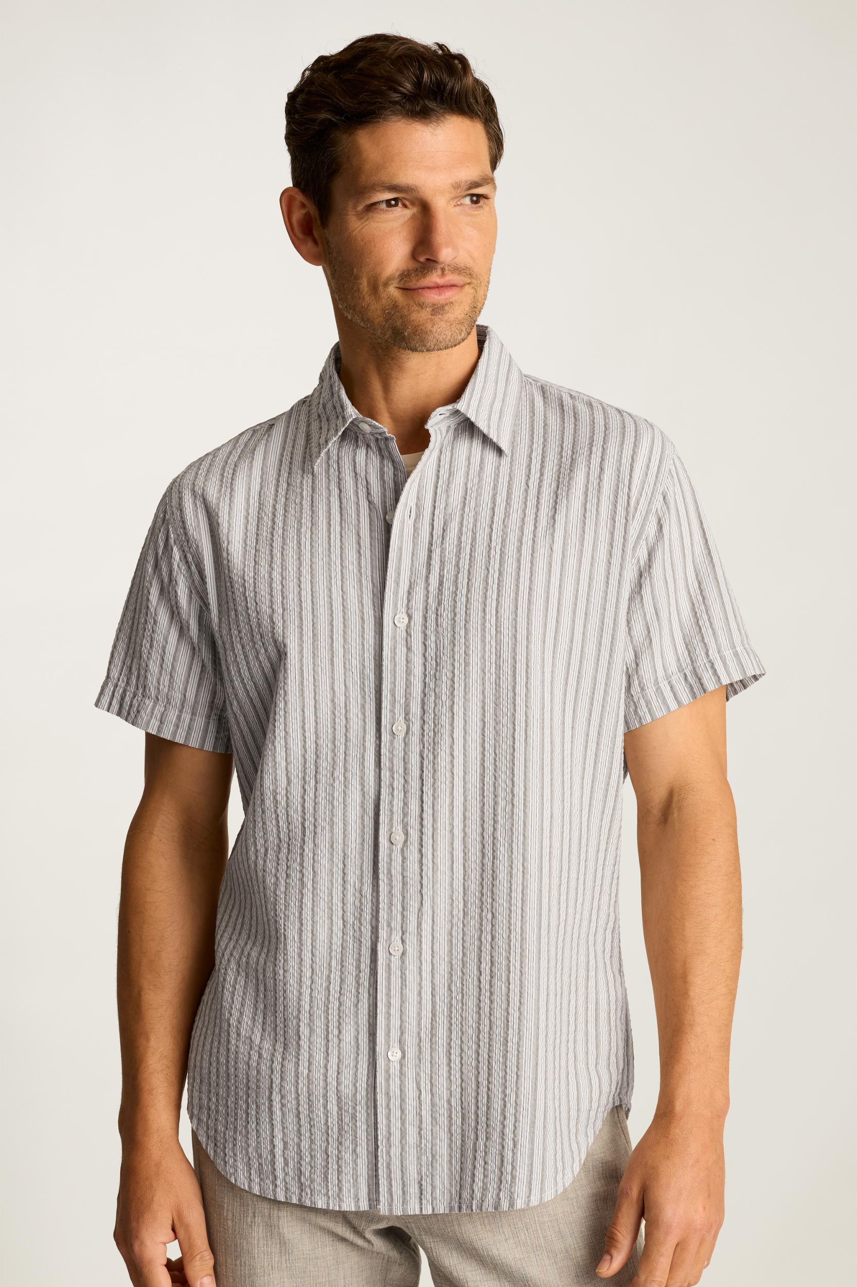 Riviera Short Sleeve Shirt Product Image