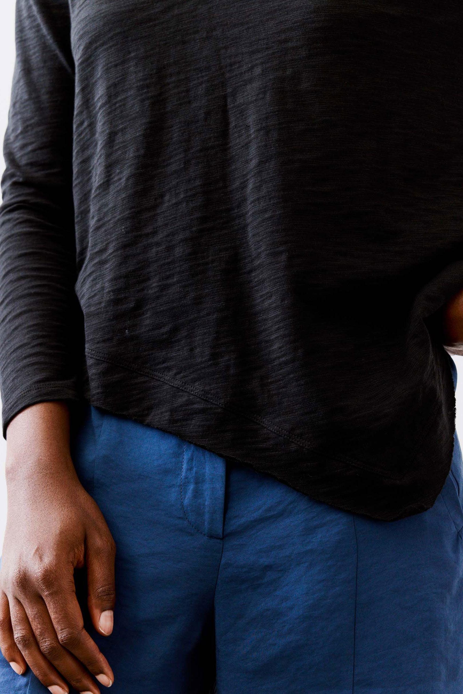 New Angle V-Neck Long Sleeve Top Product Image