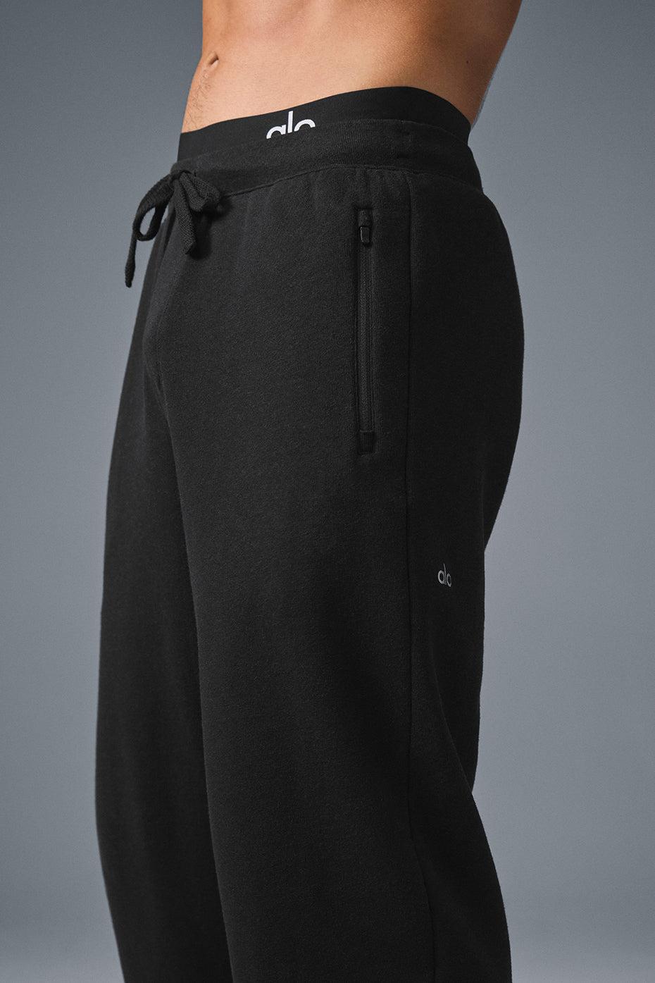 Triumph Restore Sweatpant - Black Product Image