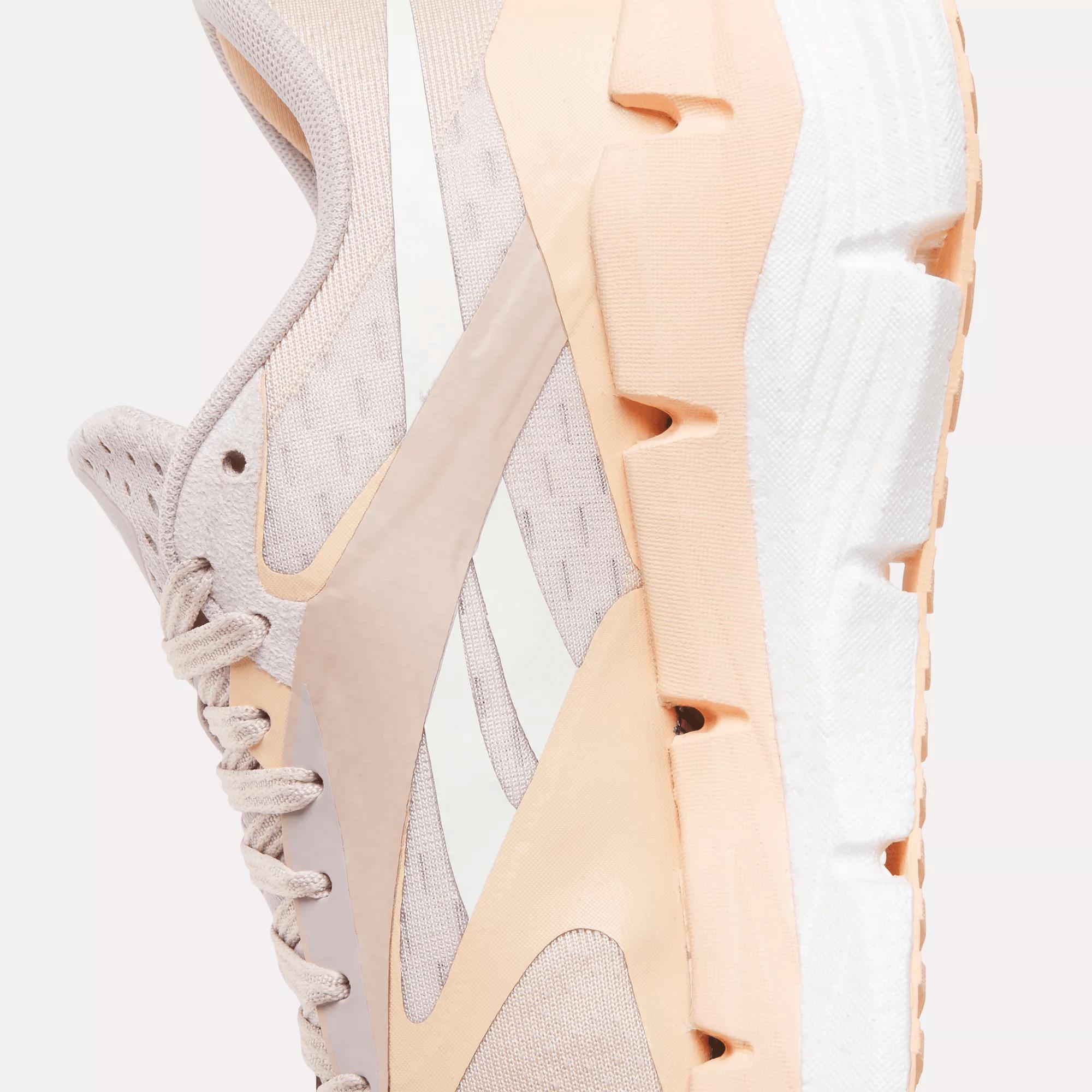 Women's FloatZig Symmetros Shoes in White Product Image