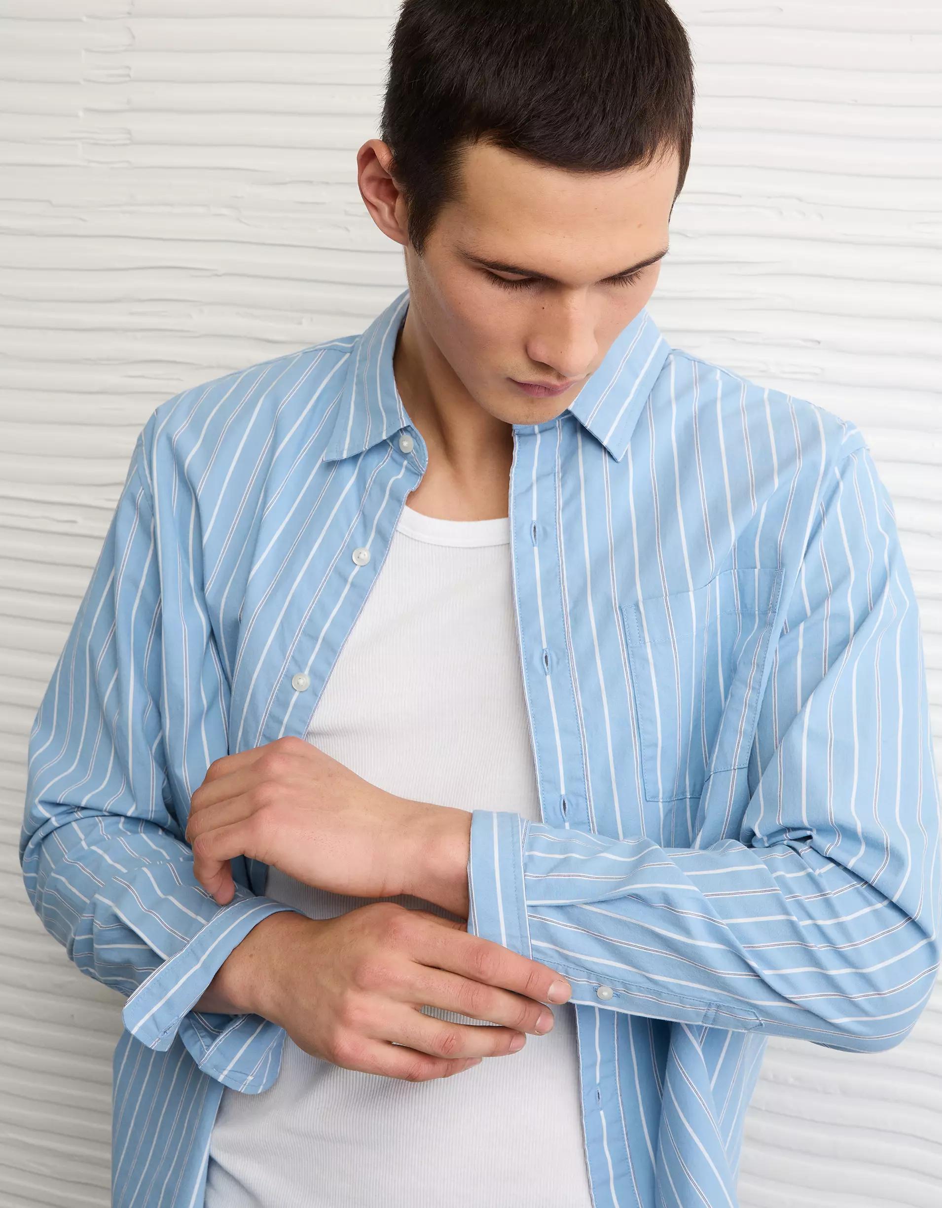 AE Everyday Oxford Button-Up Shirt Product Image