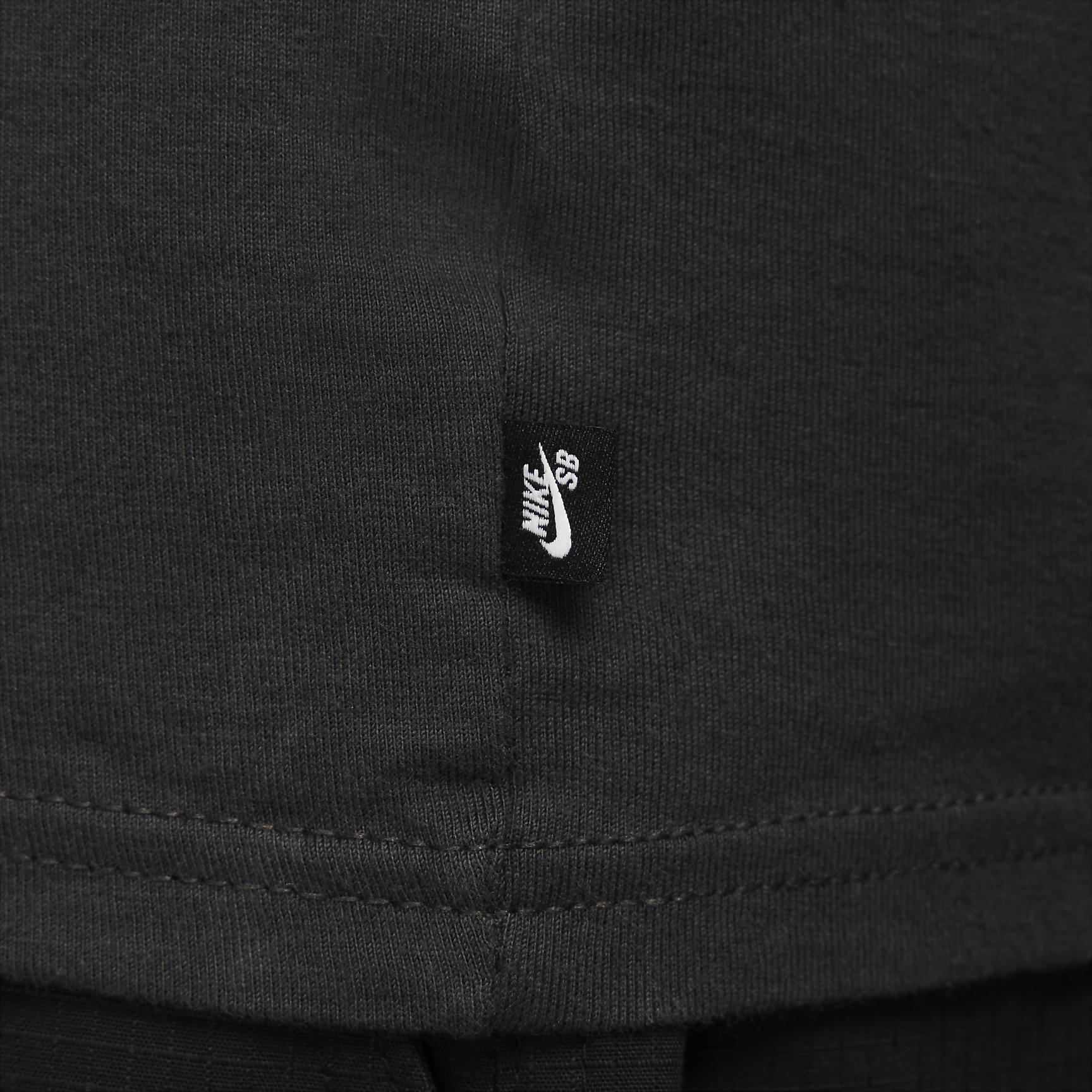 Mens Nike Sportswear Max90 T-Shirt | FZ7981-023 Product Image