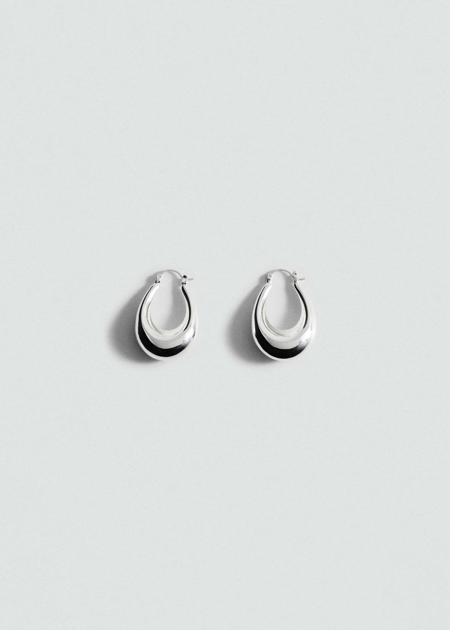 Oval hoop earrings - Women | MANGO USA Product Image