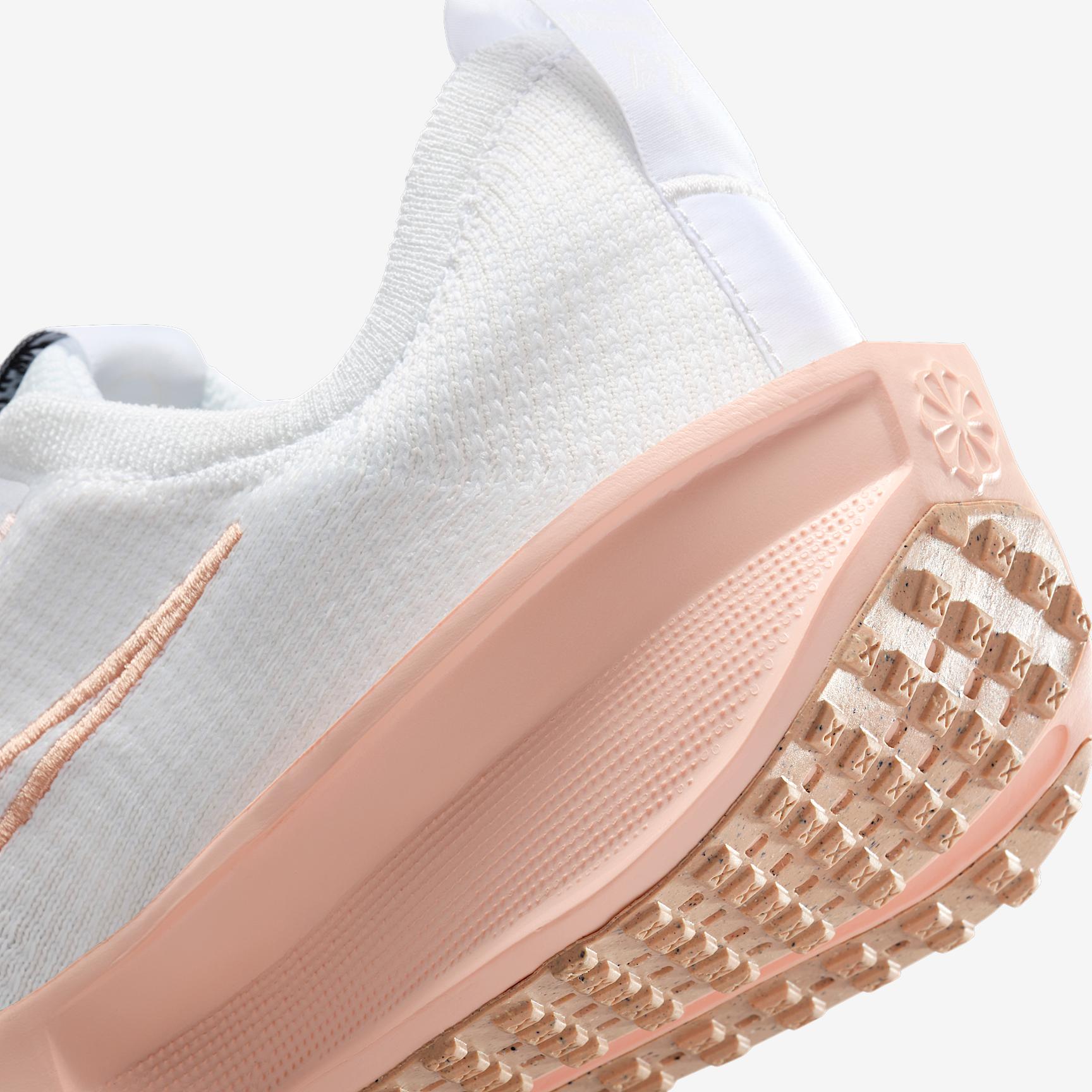 Nike Women's Interact Run Road Running Shoes Product Image