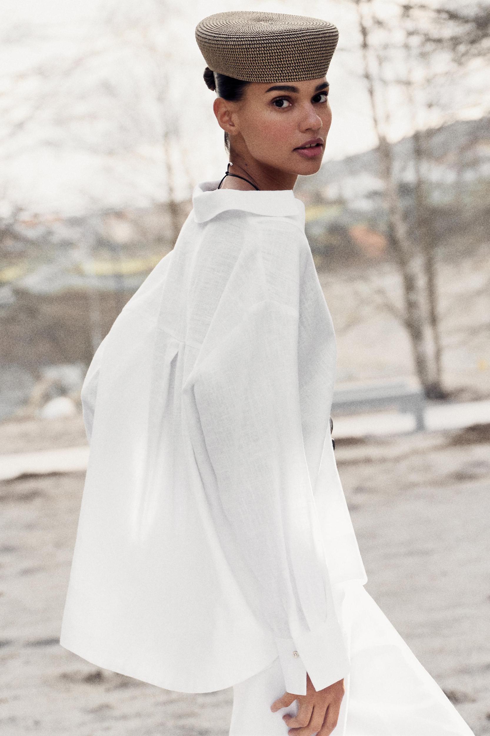 LINEN BLEND POLO COLLAR BLOUSE Product Image