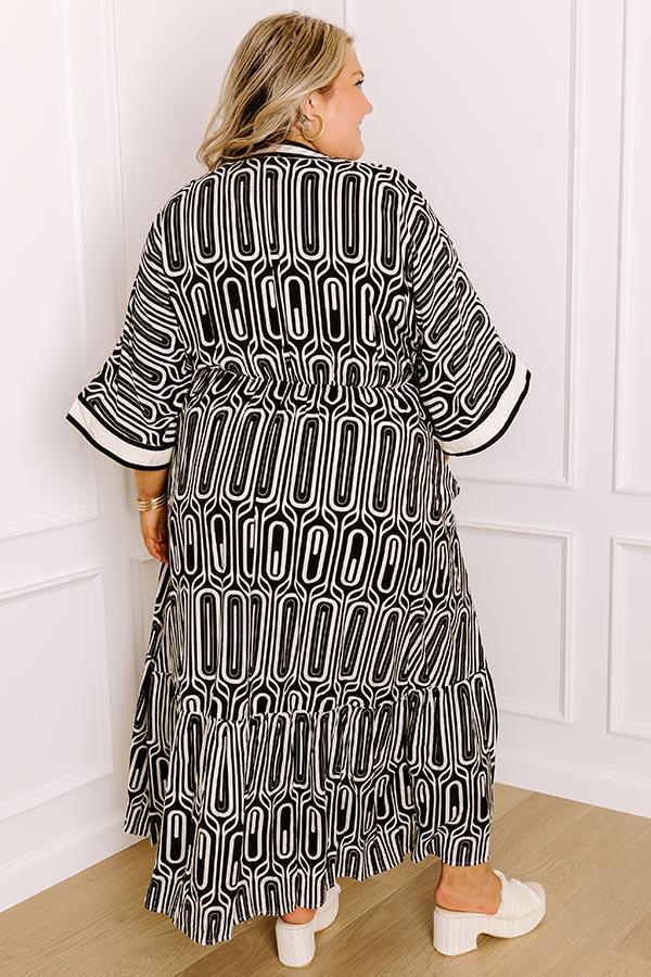 Art Gallery Social Midi Dress in Black Curves Product Image