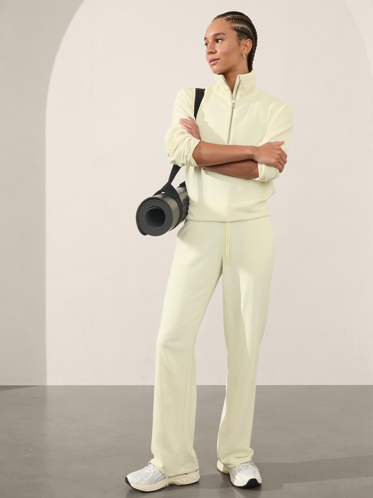 Seasoft Mid Rise Straight Pant Product Image