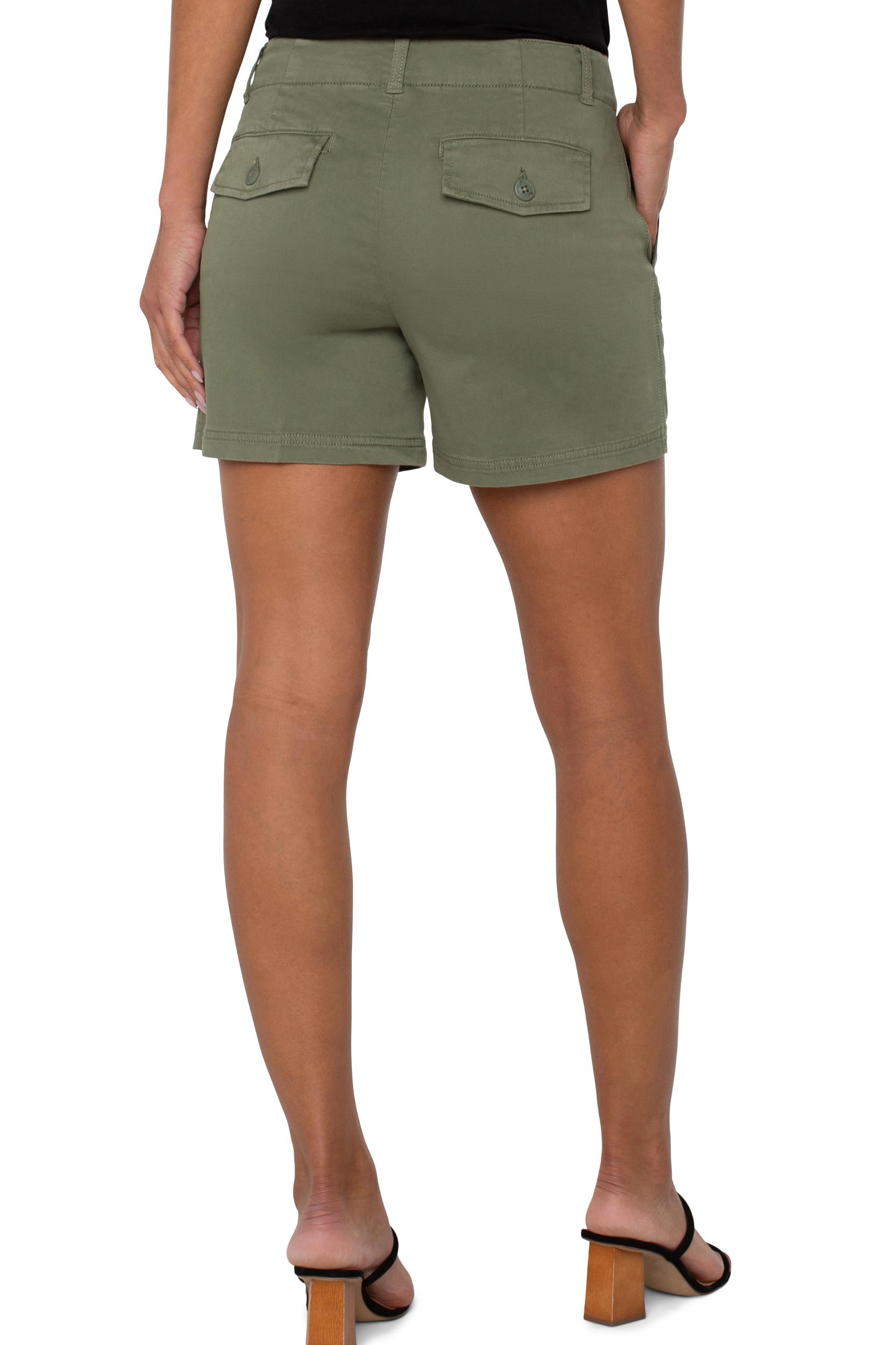 Pleated Trouser Short Product Image