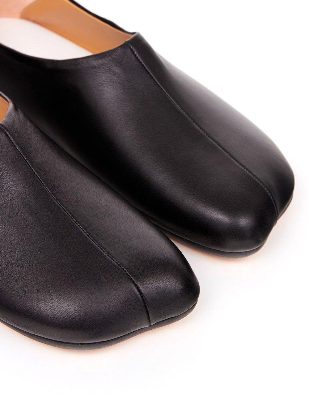 square-toe leather babouche shoes Product Image