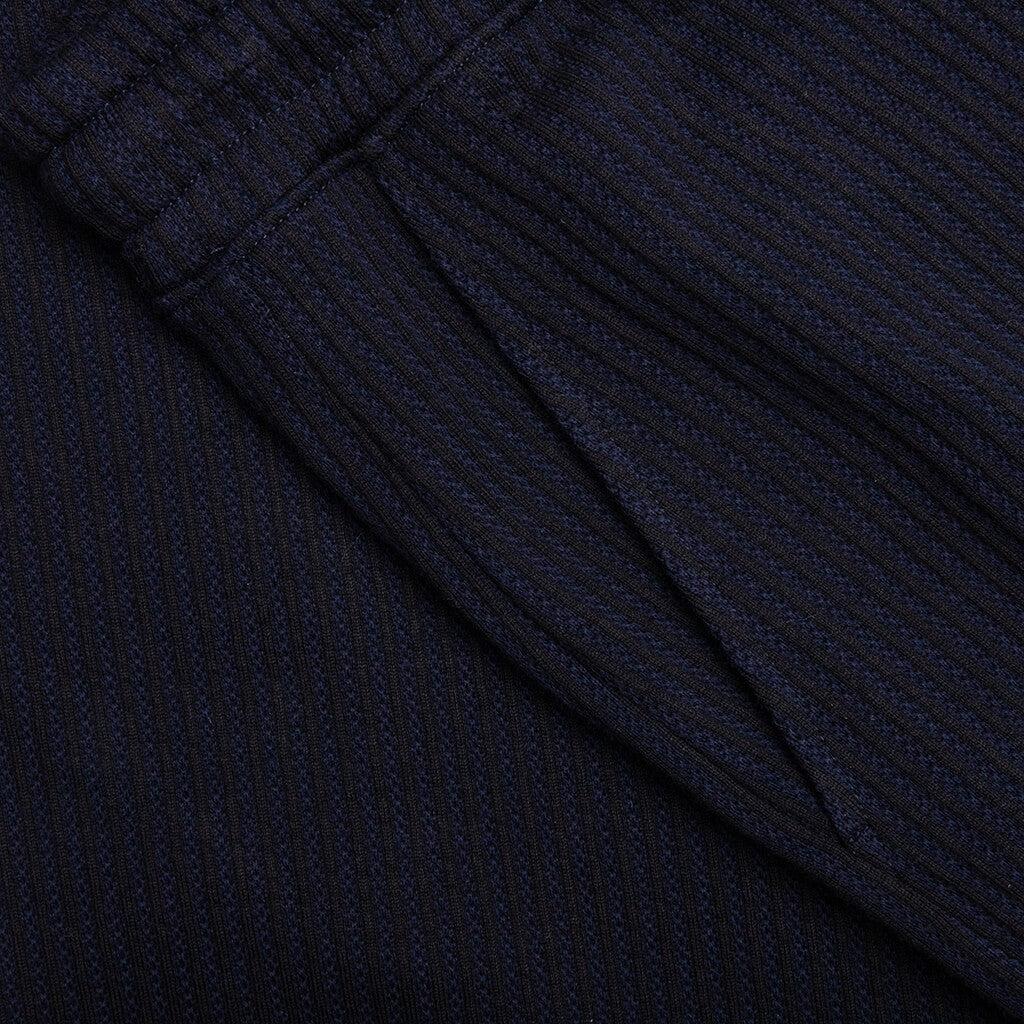 Seersucker Loopback Sweatshorts - Navy Male Product Image
