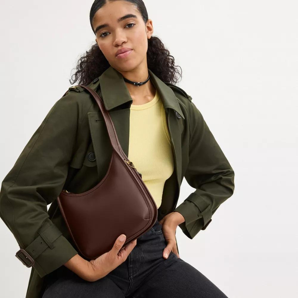 Curve Zip Bag Product Image