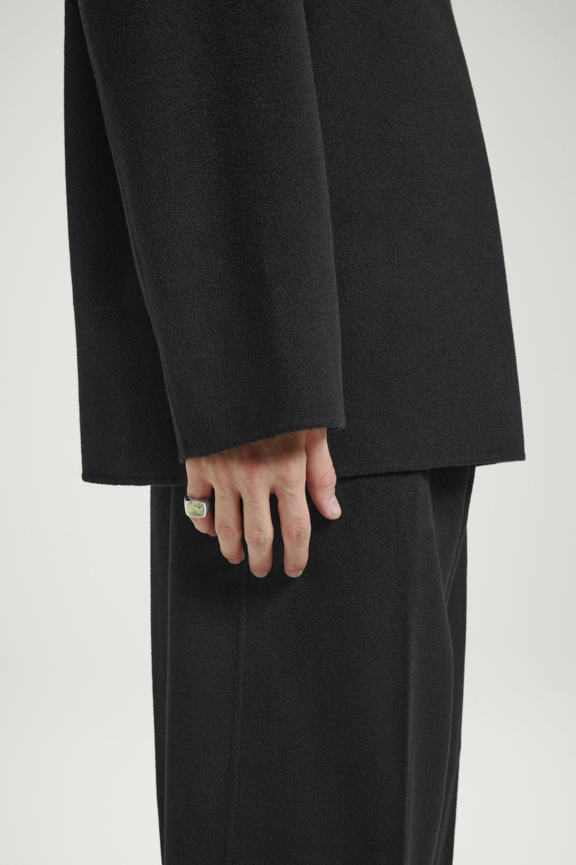 THE QUARTZ SILVER SIGNET RING Product Image