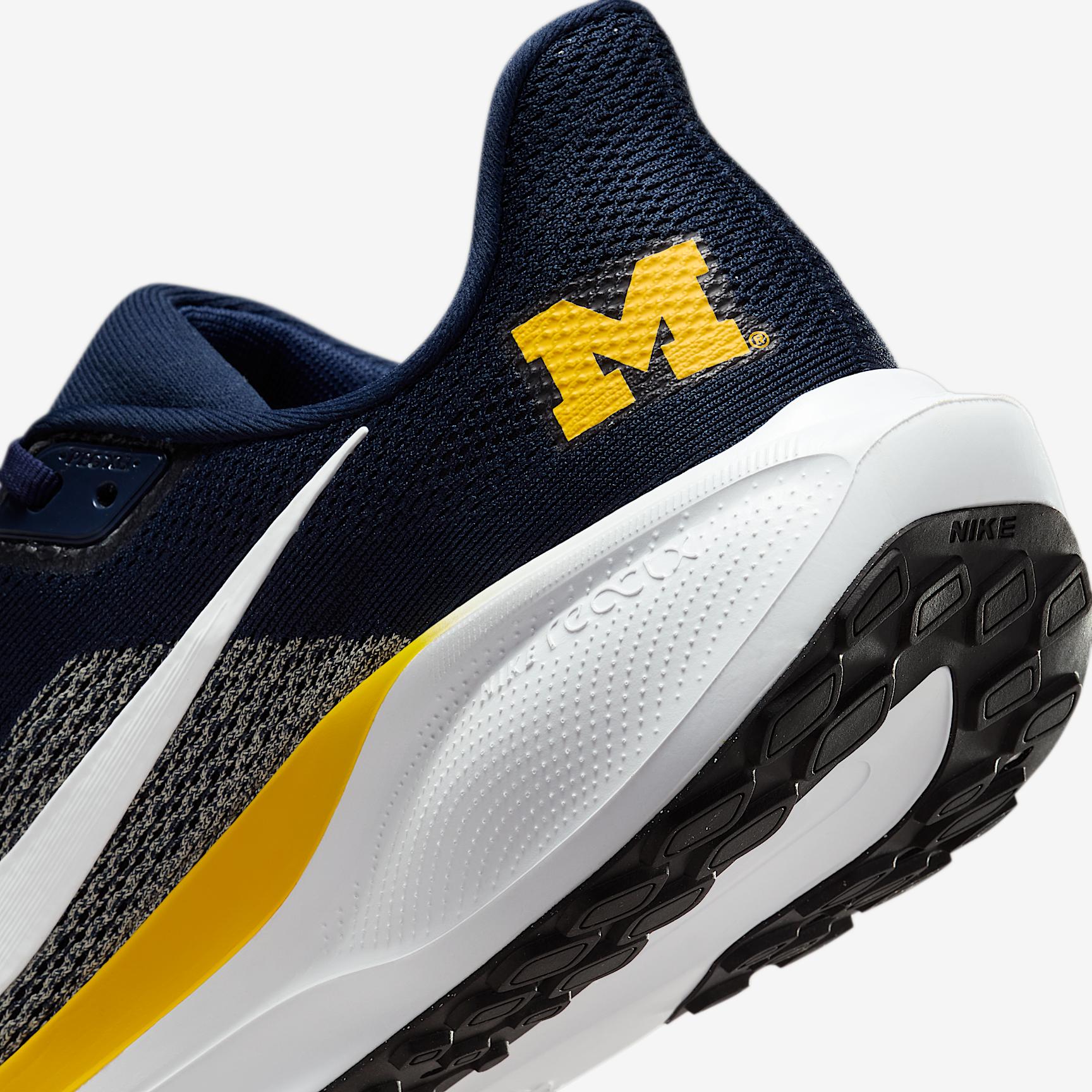 Michigan Pegasus 41 Men's Nike College Road Running Shoes Product Image