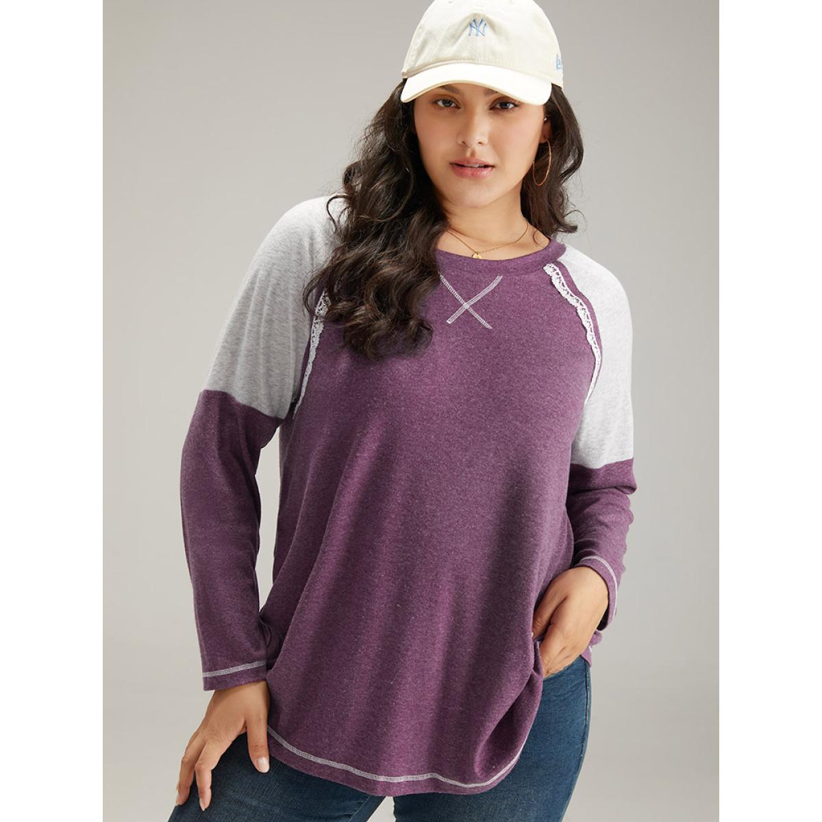 Plus Size Two Tone Lace Trim Stitch Raglan Sleeve T-shirt Mauve Women Casual Contrast Plain Round Neck Dailywear T-shirts BloomChic 12/L Product Image