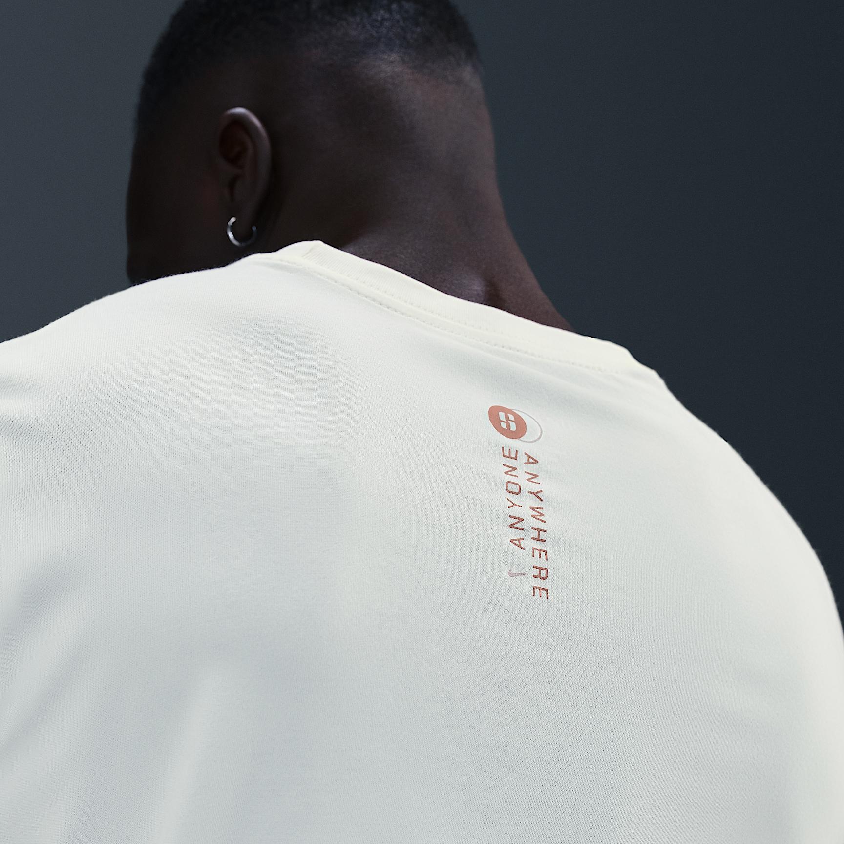 Nike Mens Sabrina Dri-FIT Basketball T-Shirt | HV7049-133 Product Image