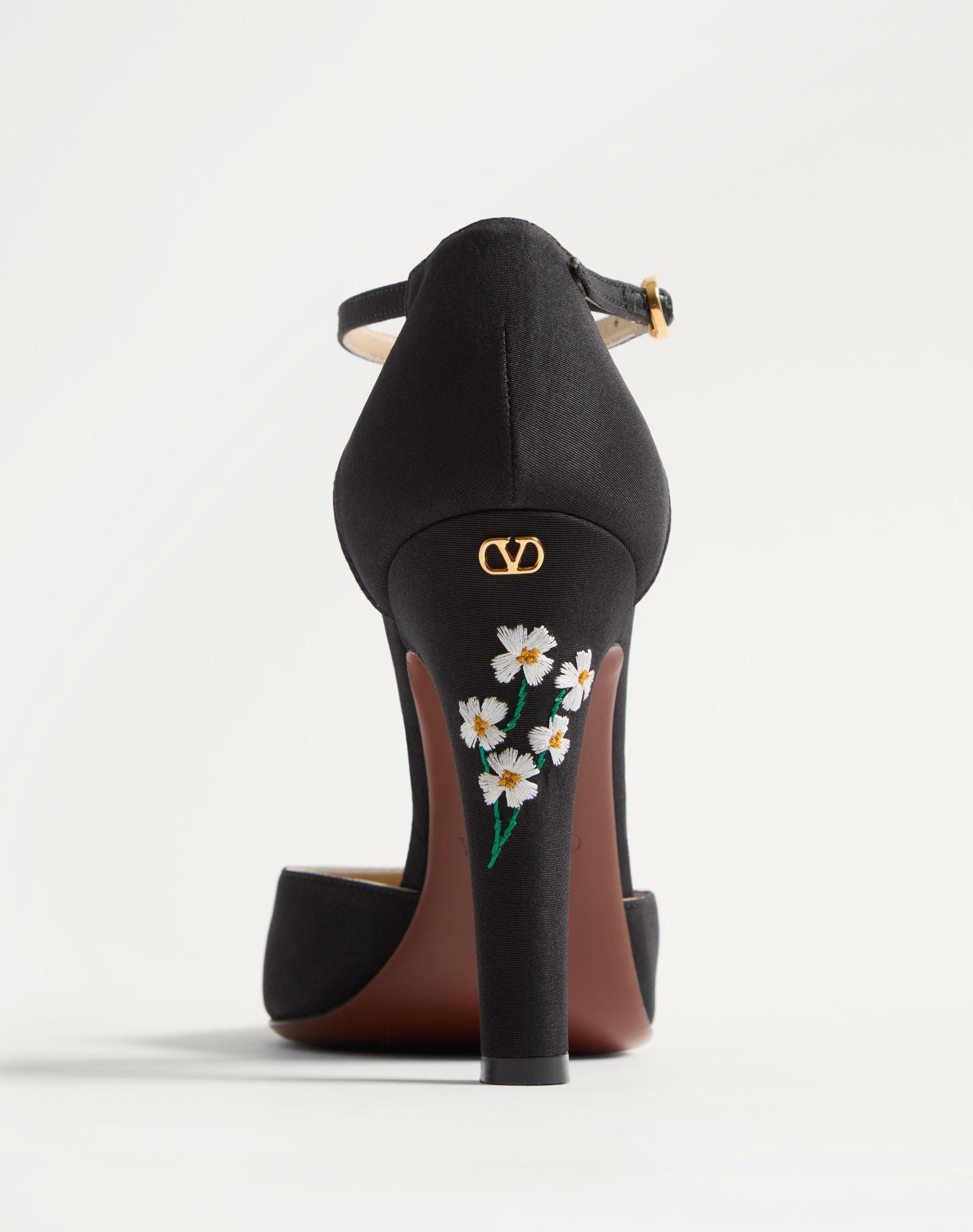 Hi Dolly Fabric Pumps With Floral Embroidery 105Mm Product Image