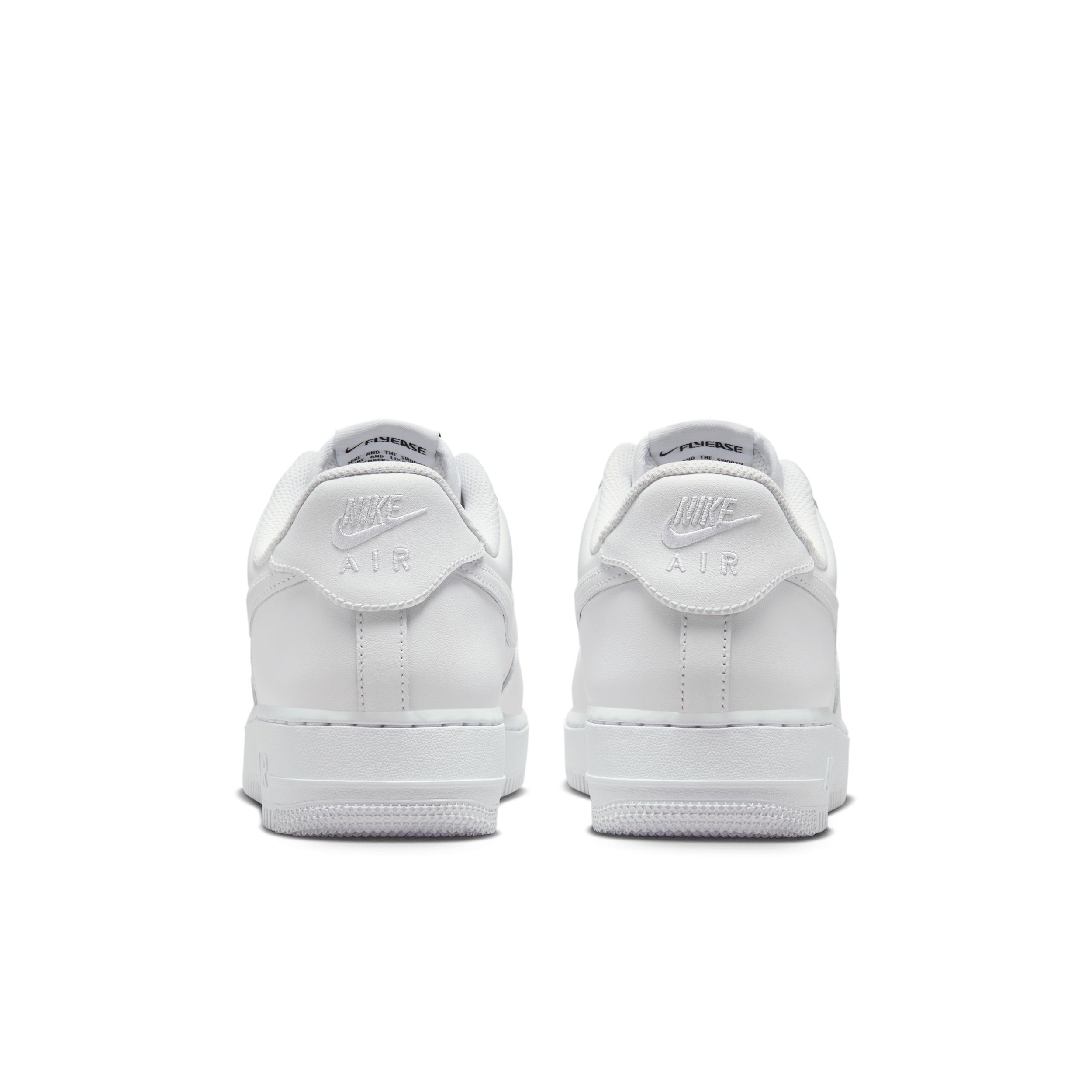 Nike Men's Air Force 1 '07 EasyOn Shoes Product Image
