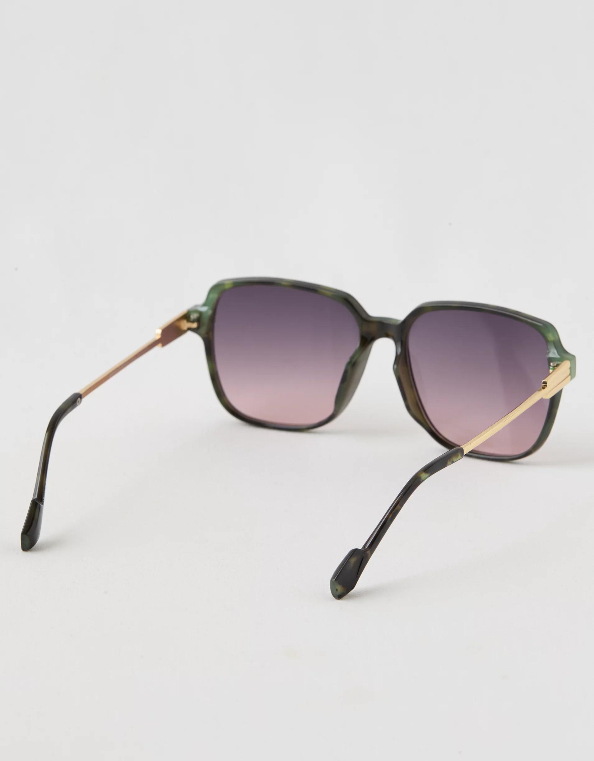Aerie Oversized Vintage Sunglasses Product Image