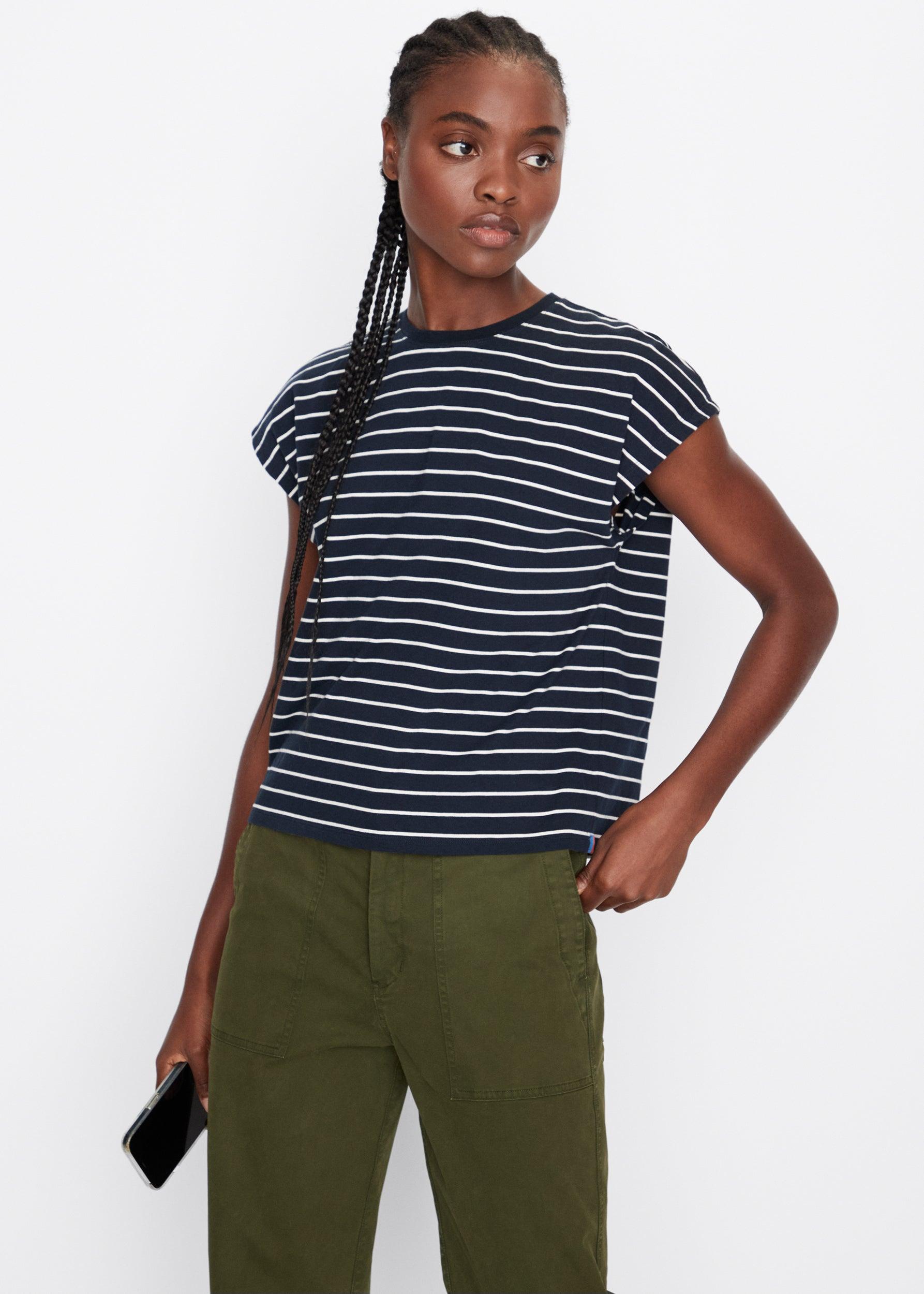 The Honoree - Navy/Cream Female Product Image