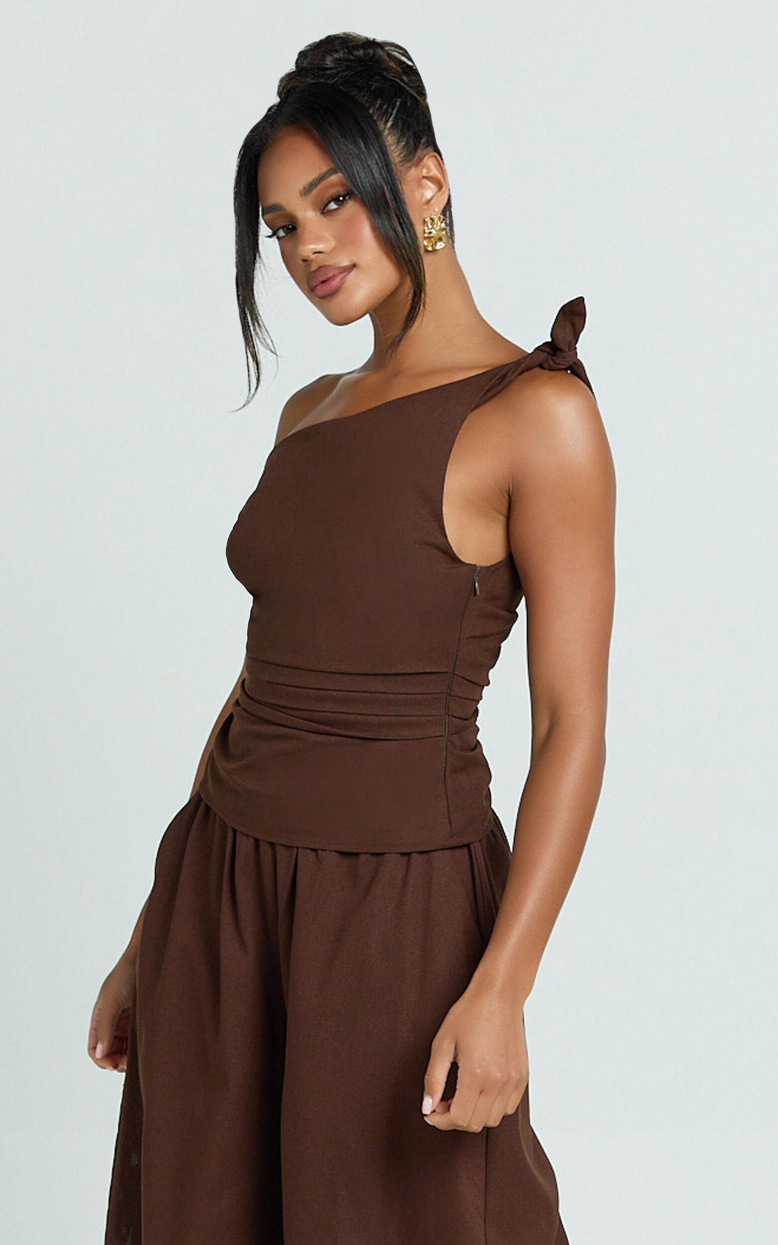 Ivy Top - Linen Off Shoulder Tie Top in Chocolate Product Image