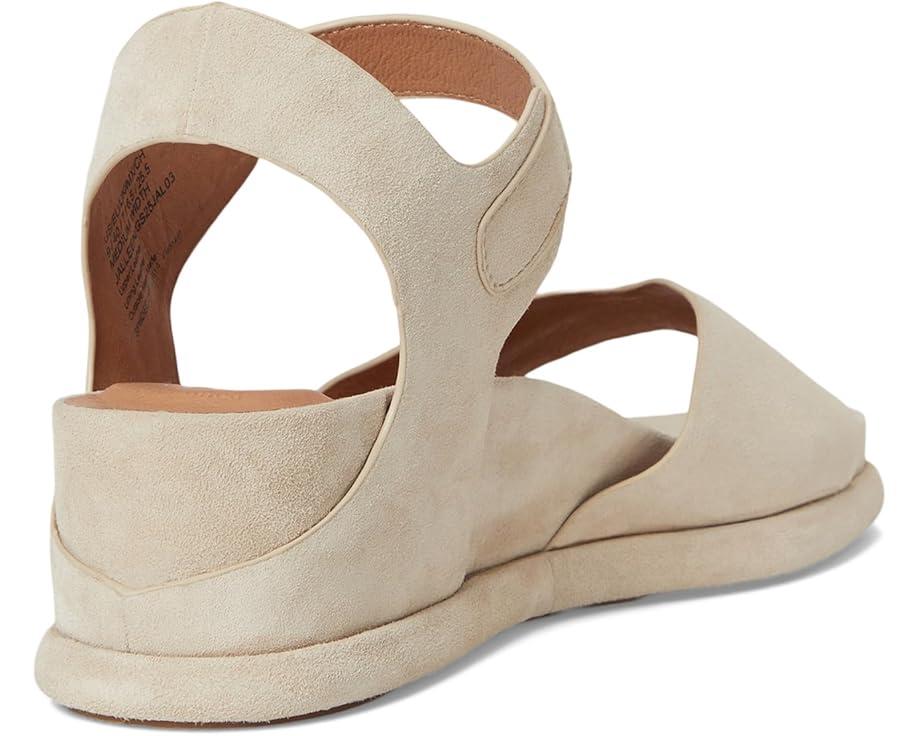 Charli X Band Buckle Product Image