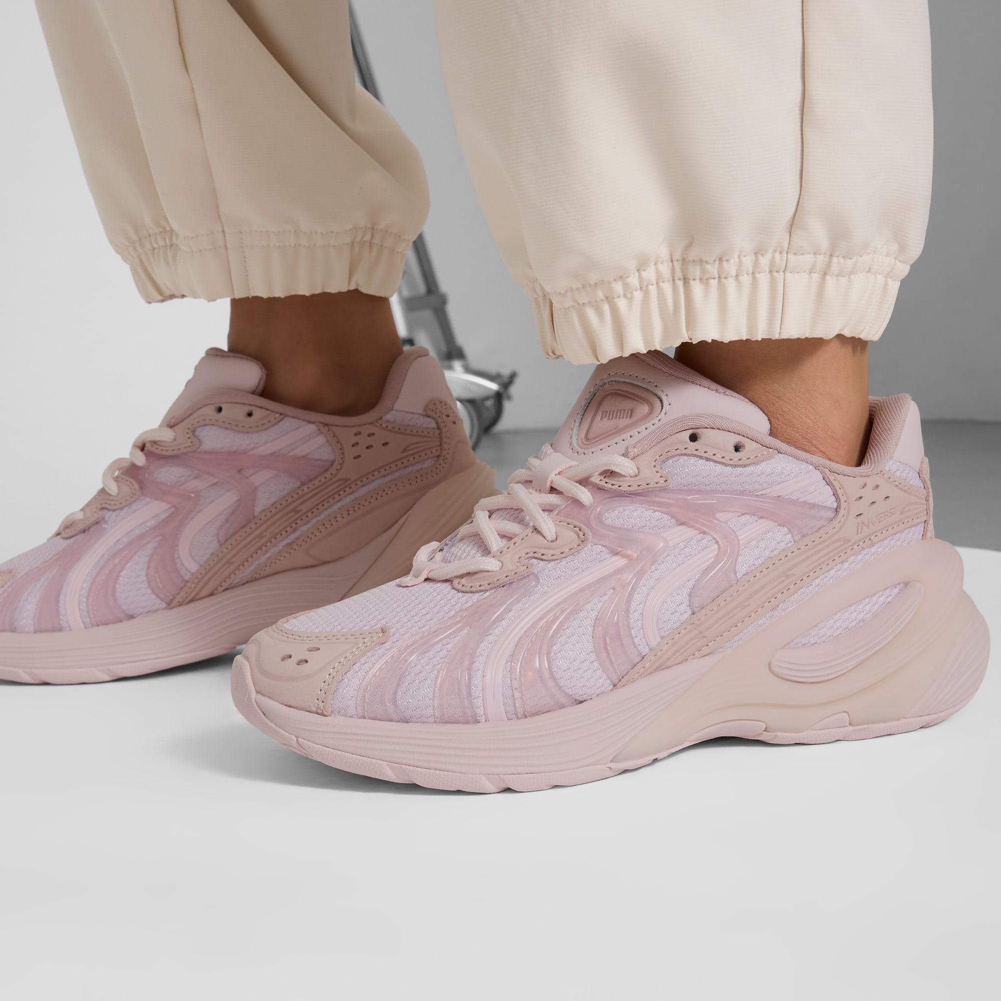 Inverse Premium Women's Sneakers Product Image