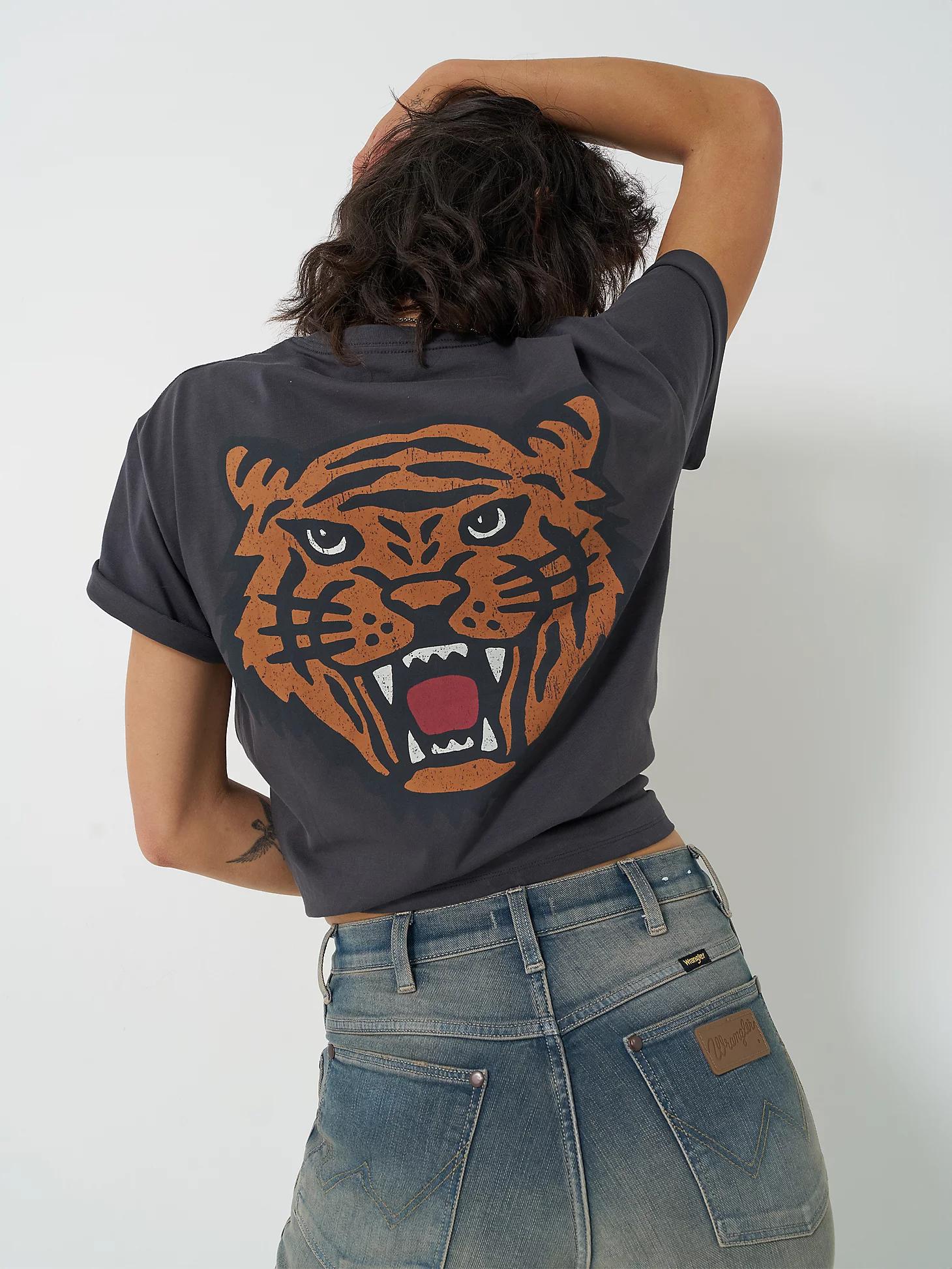 Women's Graphic Girlfriend Tee in Faded Product Image